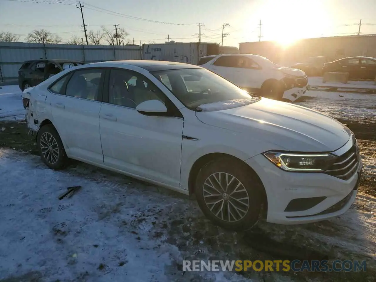 4 Photograph of a damaged car 3VWE57BU5KM039275 VOLKSWAGEN JETTA 2019