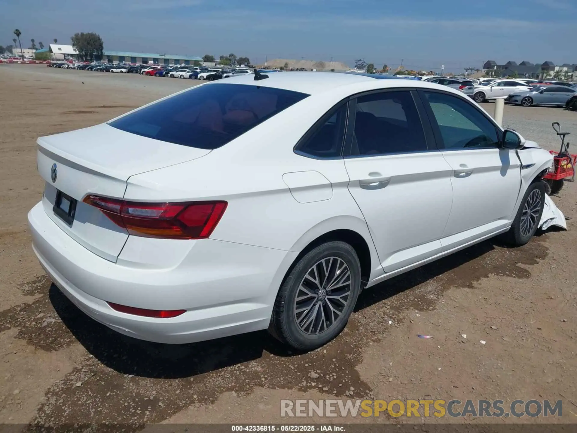 4 Photograph of a damaged car 3VWE57BU5KM078898 VOLKSWAGEN JETTA 2019