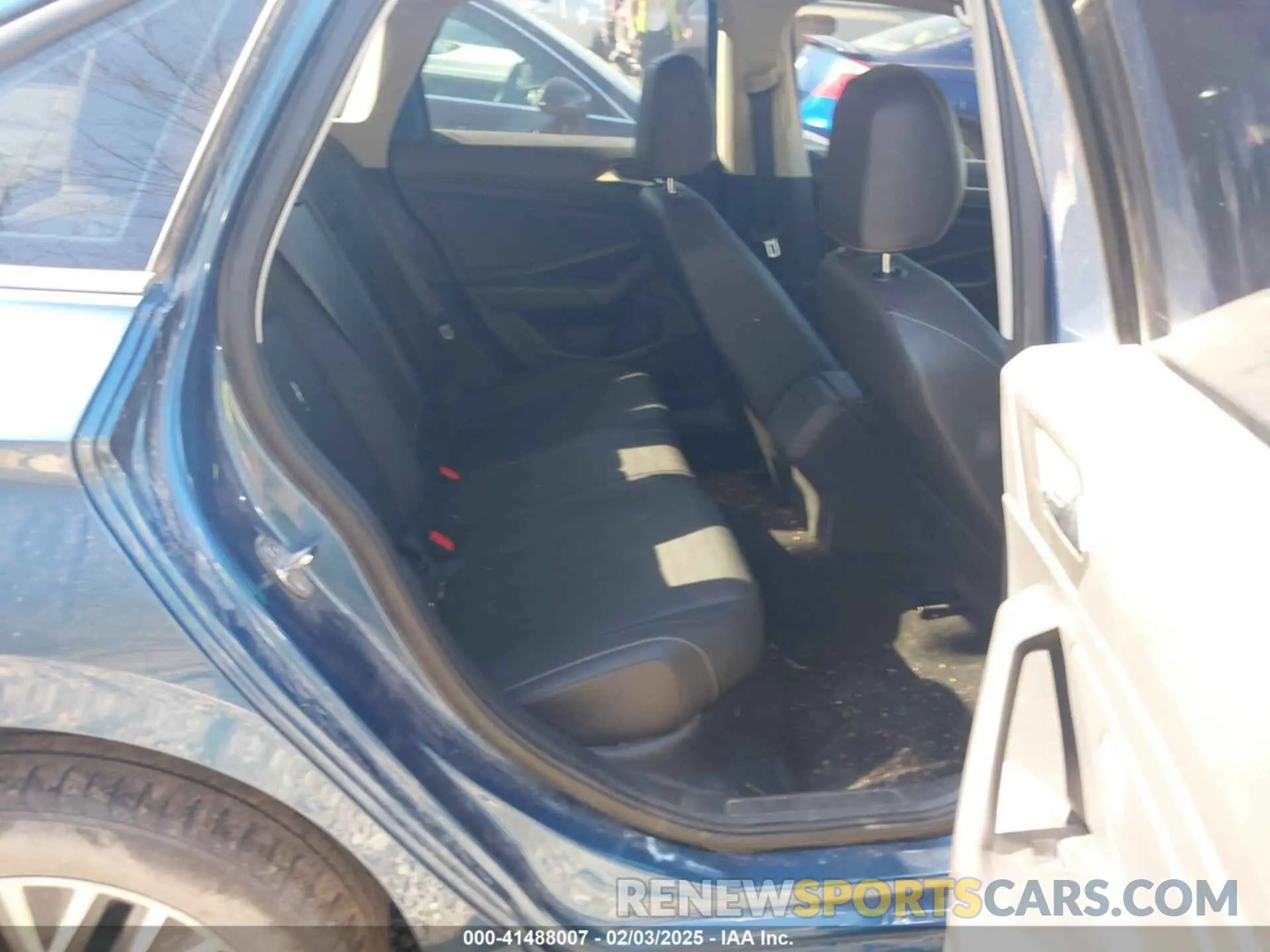 8 Photograph of a damaged car 3VWE57BU5KM163658 VOLKSWAGEN JETTA 2019