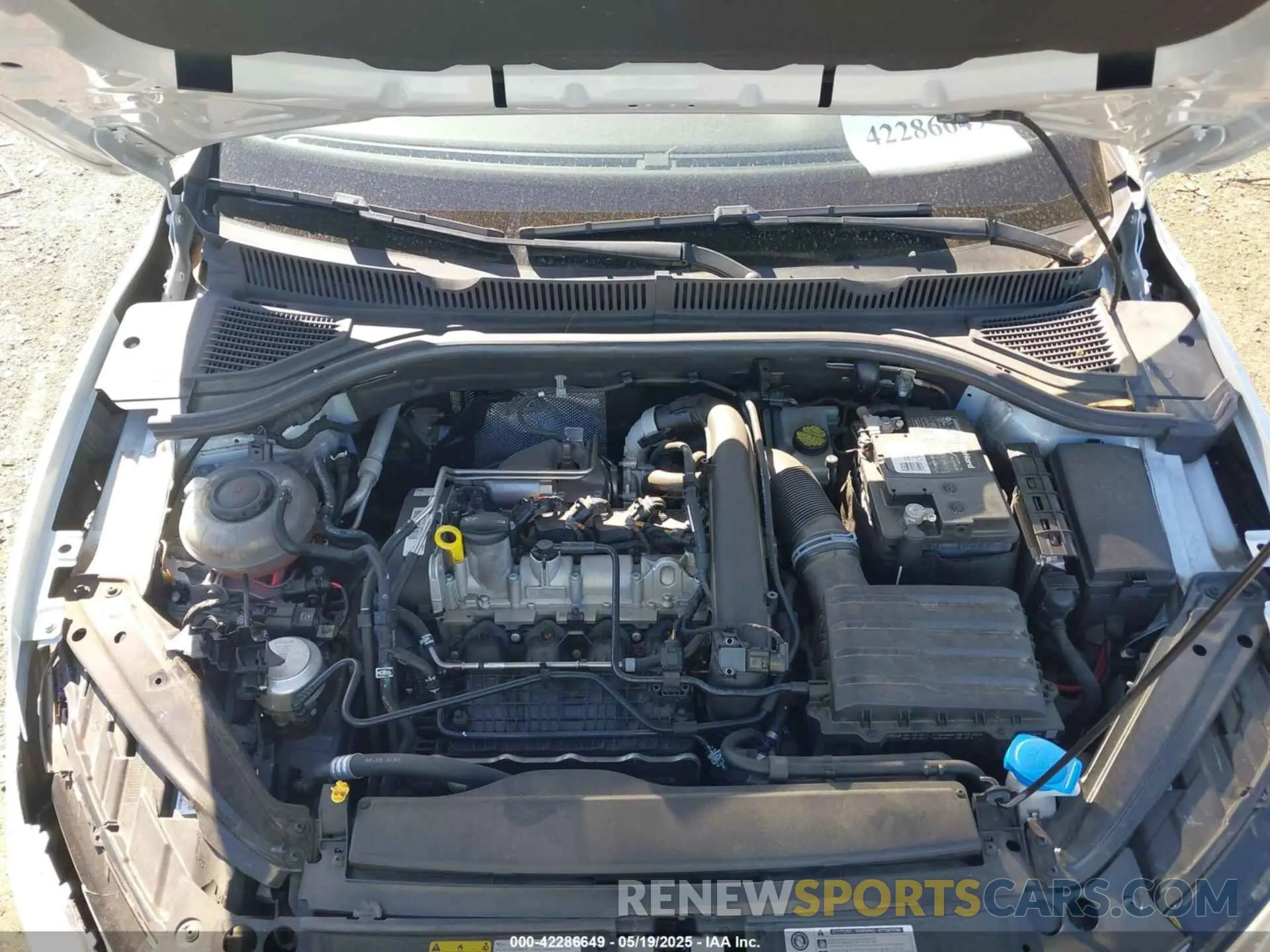 10 Photograph of a damaged car 3VWE57BU6KM063035 VOLKSWAGEN JETTA 2019
