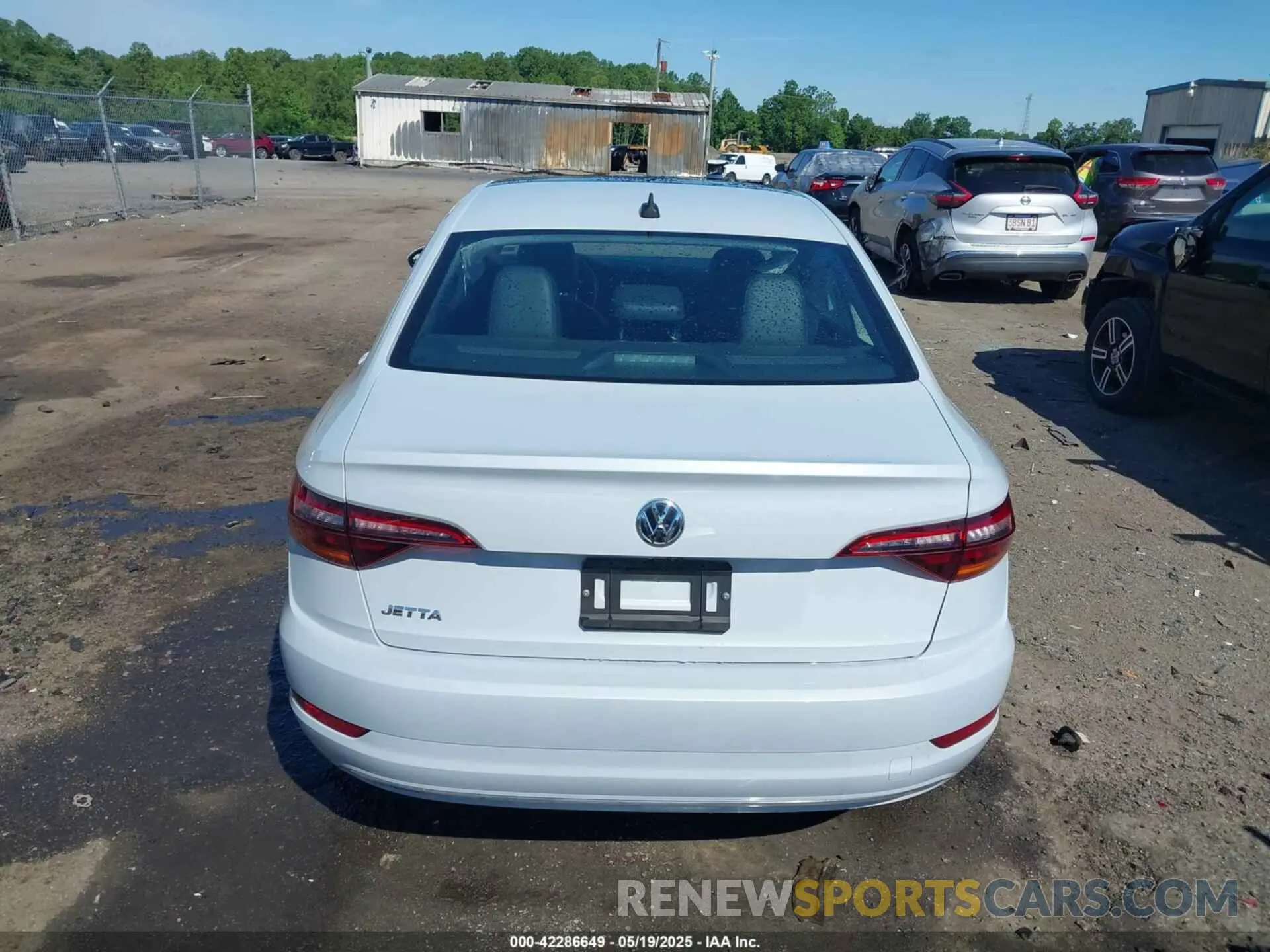 16 Photograph of a damaged car 3VWE57BU6KM063035 VOLKSWAGEN JETTA 2019