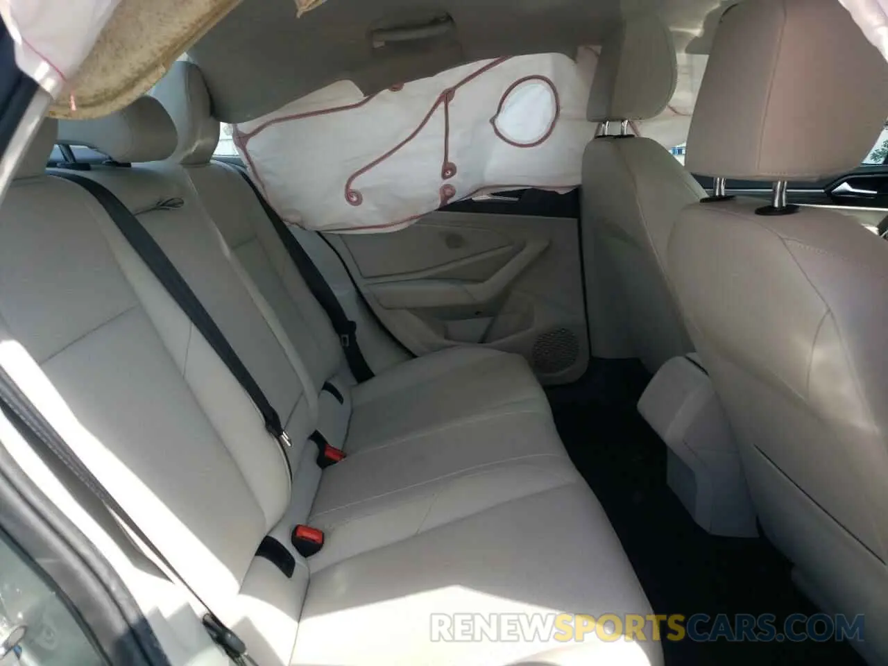 10 Photograph of a damaged car 3VWE57BU6KM104361 VOLKSWAGEN JETTA 2019