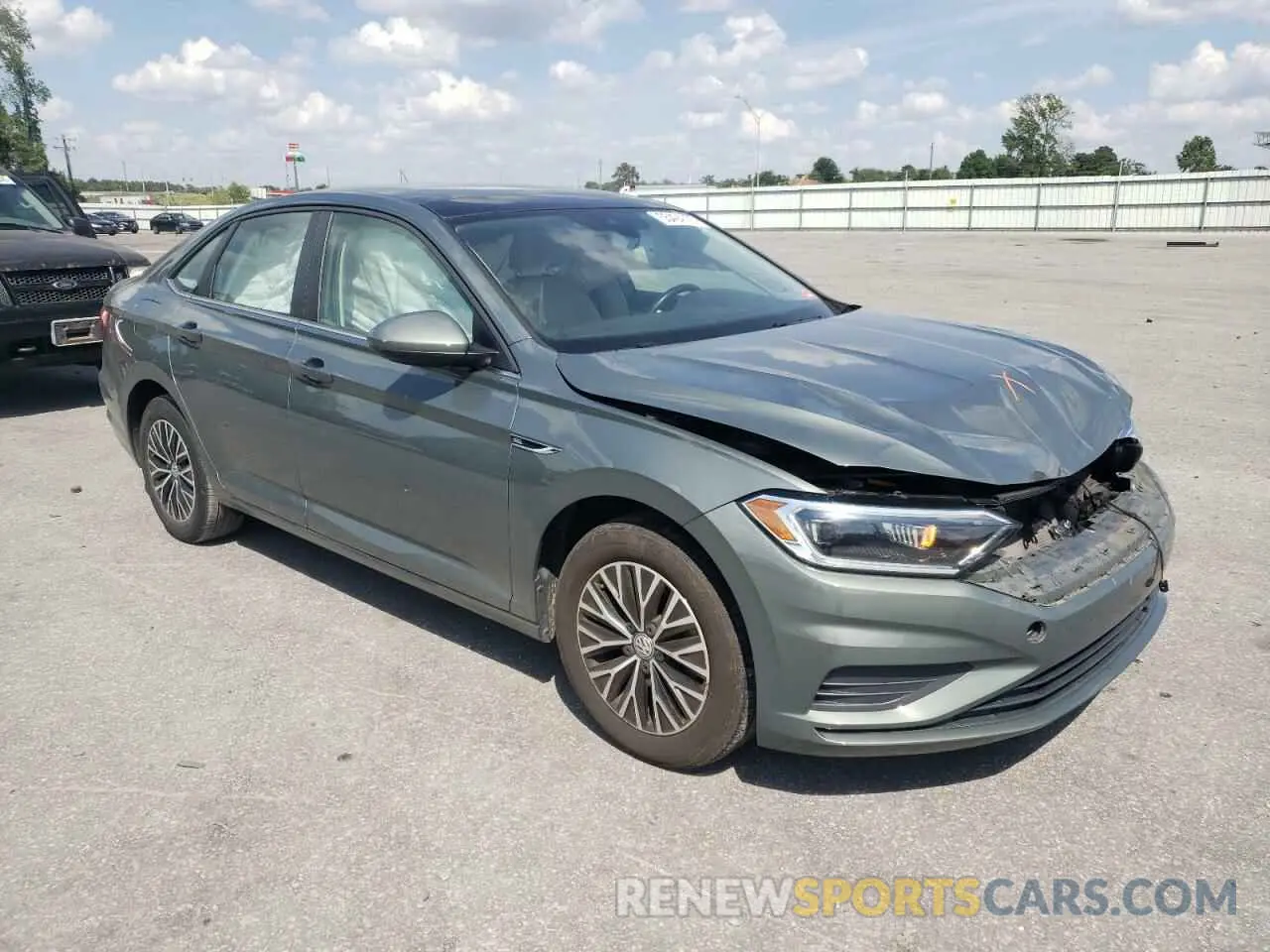 4 Photograph of a damaged car 3VWE57BU6KM104361 VOLKSWAGEN JETTA 2019
