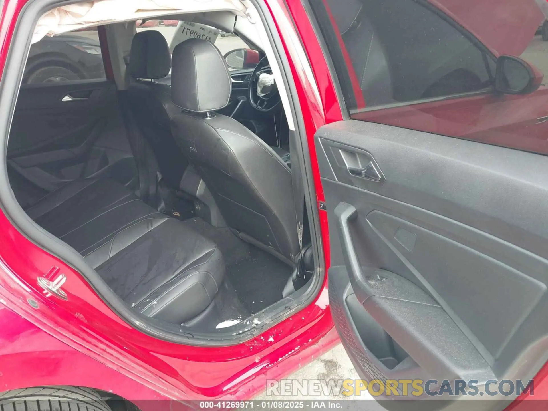 8 Photograph of a damaged car 3VWE57BU6KM198063 VOLKSWAGEN JETTA 2019