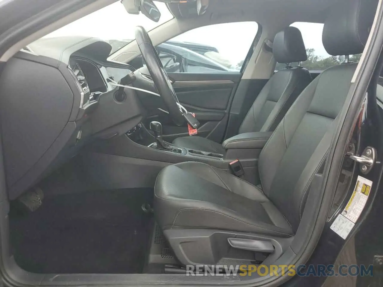 7 Photograph of a damaged car 3VWE57BU7KM165587 VOLKSWAGEN JETTA 2019
