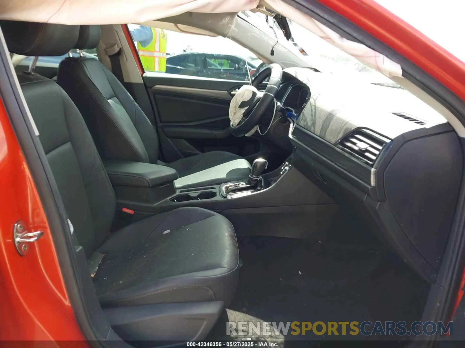 5 Photograph of a damaged car 3VWE57BU7KM167369 VOLKSWAGEN JETTA 2019