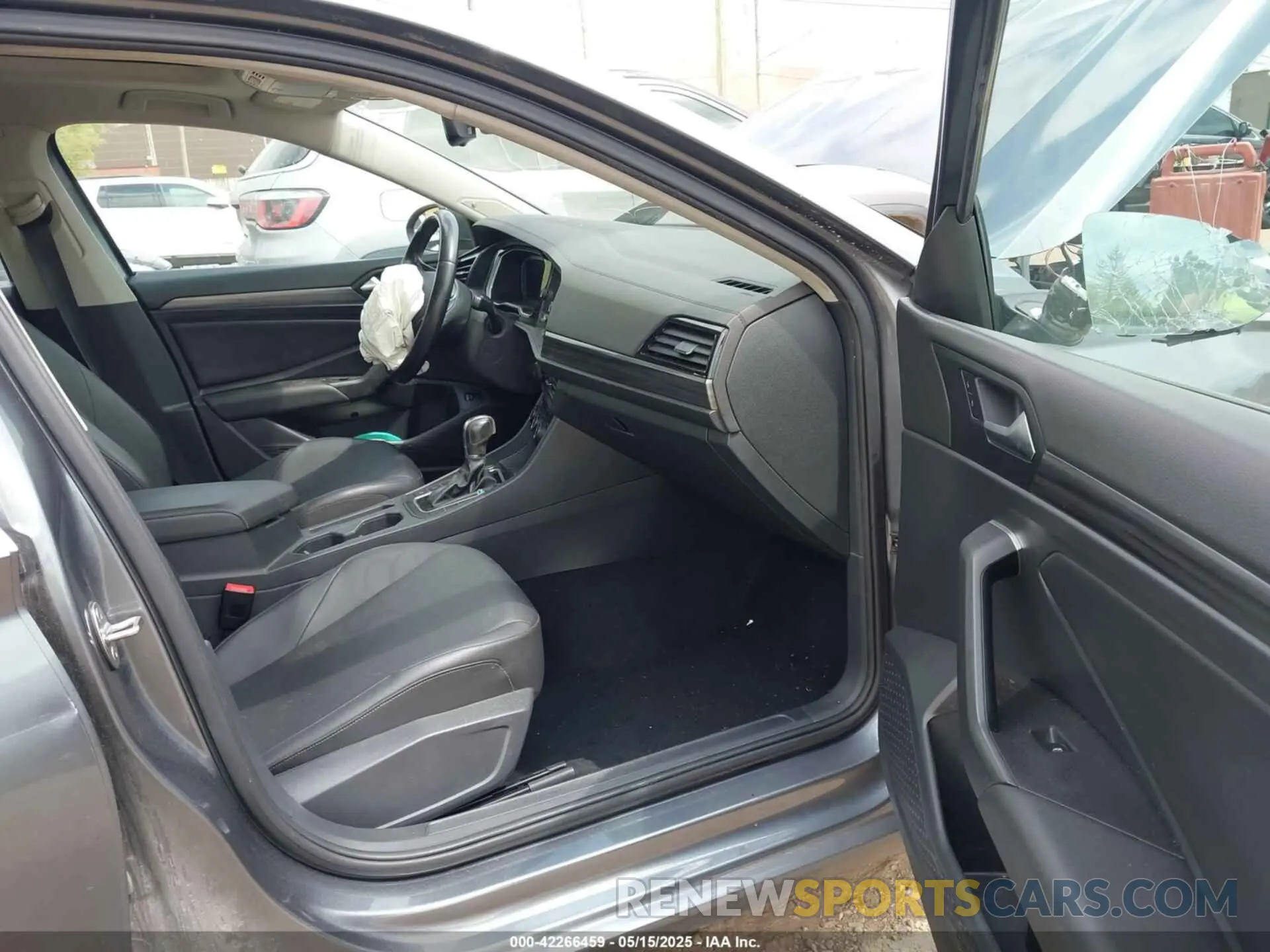 5 Photograph of a damaged car 3VWE57BU7KM188870 VOLKSWAGEN JETTA 2019