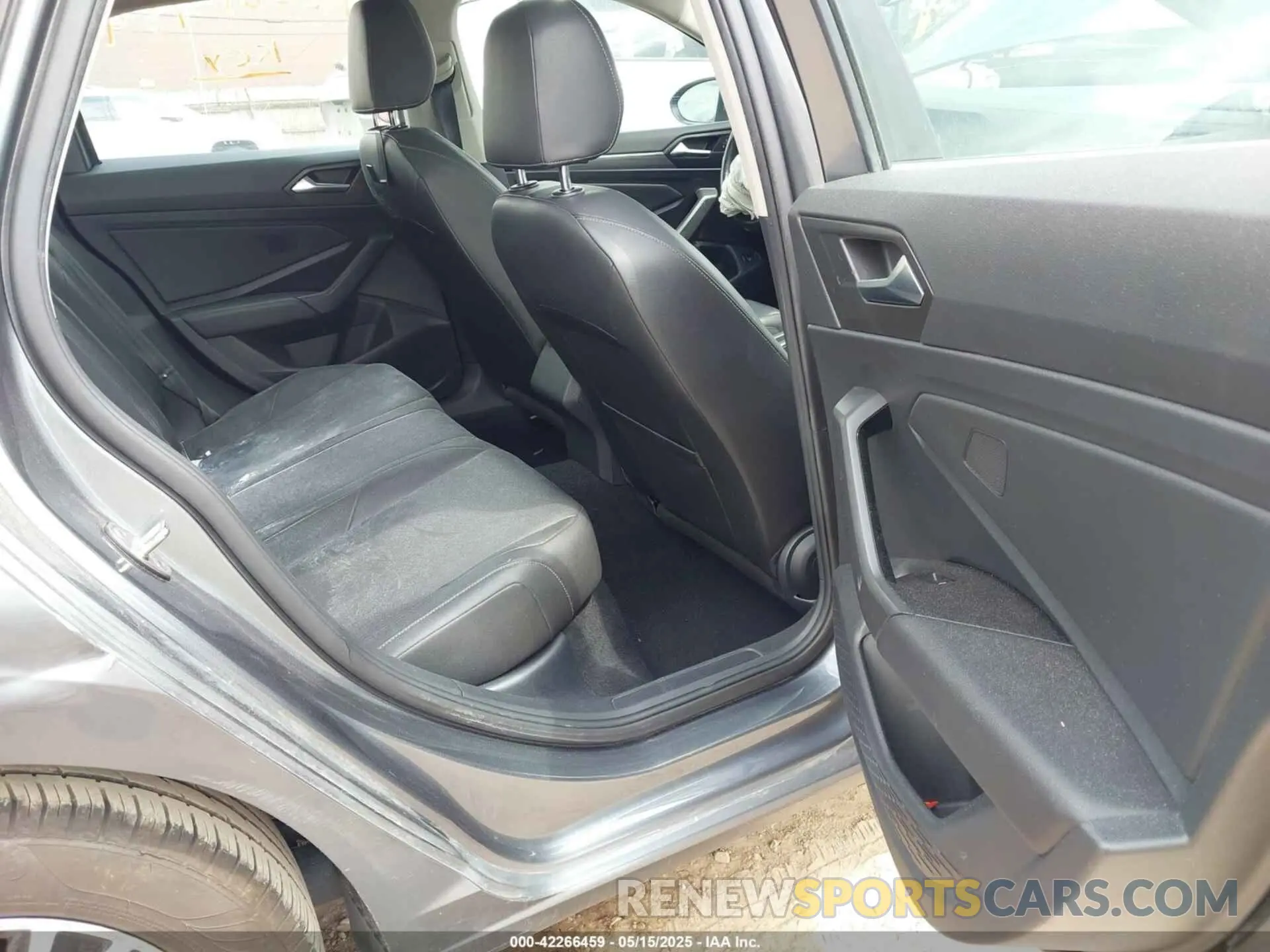 8 Photograph of a damaged car 3VWE57BU7KM188870 VOLKSWAGEN JETTA 2019