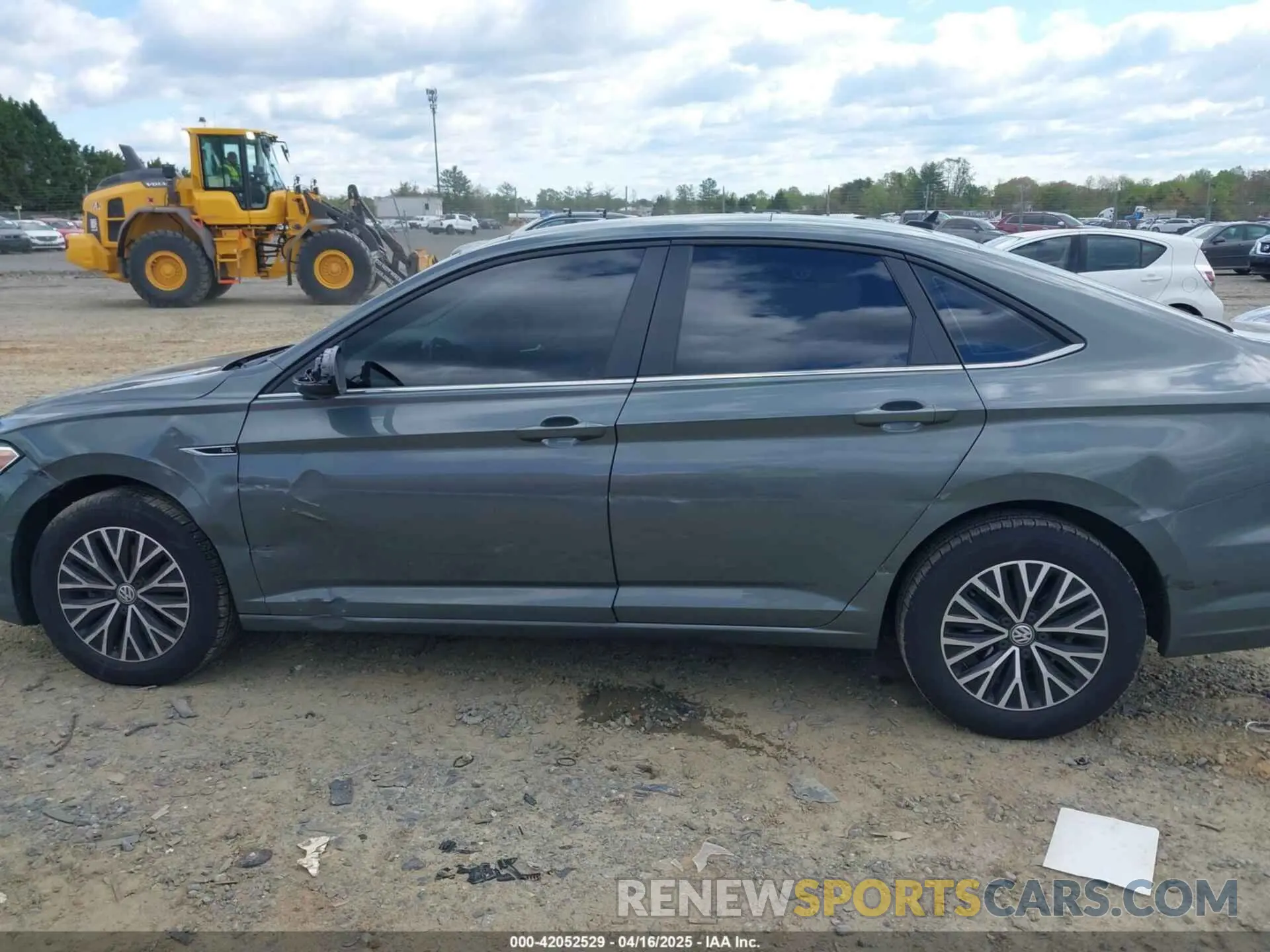14 Photograph of a damaged car 3VWE57BU8KM115524 VOLKSWAGEN JETTA 2019