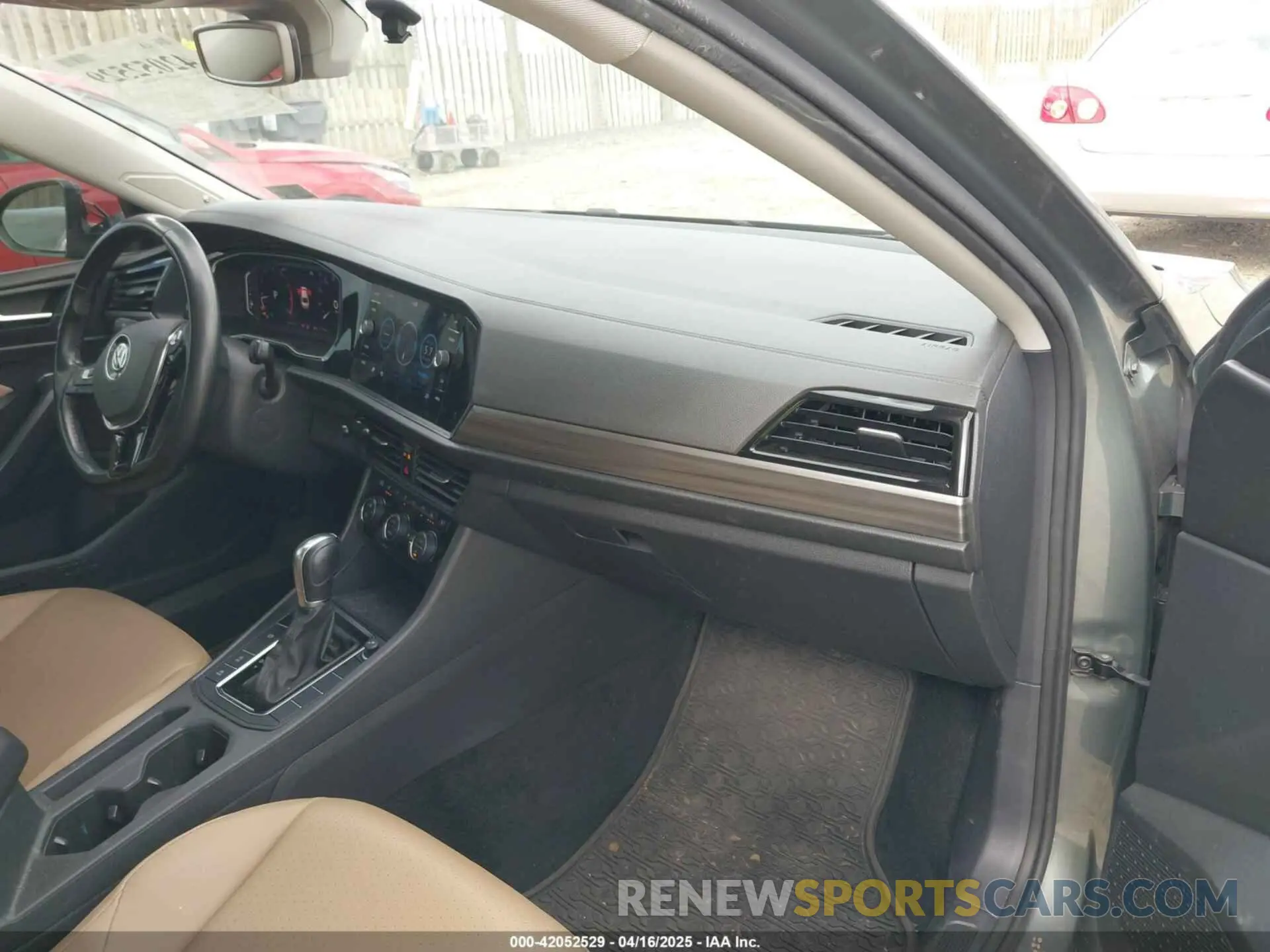 5 Photograph of a damaged car 3VWE57BU8KM115524 VOLKSWAGEN JETTA 2019