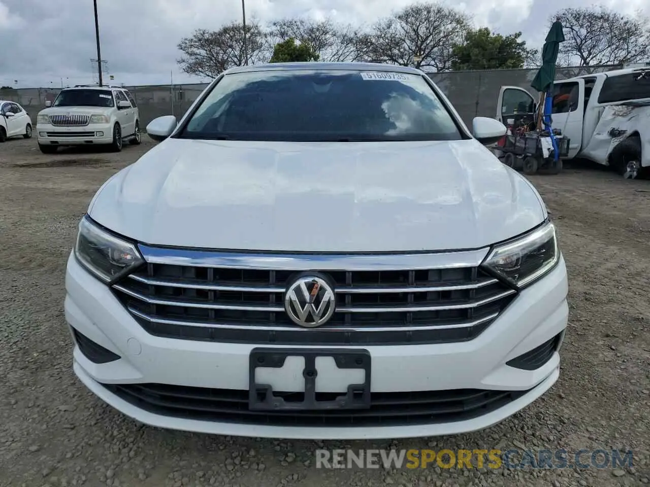 5 Photograph of a damaged car 3VWE57BU8KM165744 VOLKSWAGEN JETTA 2019