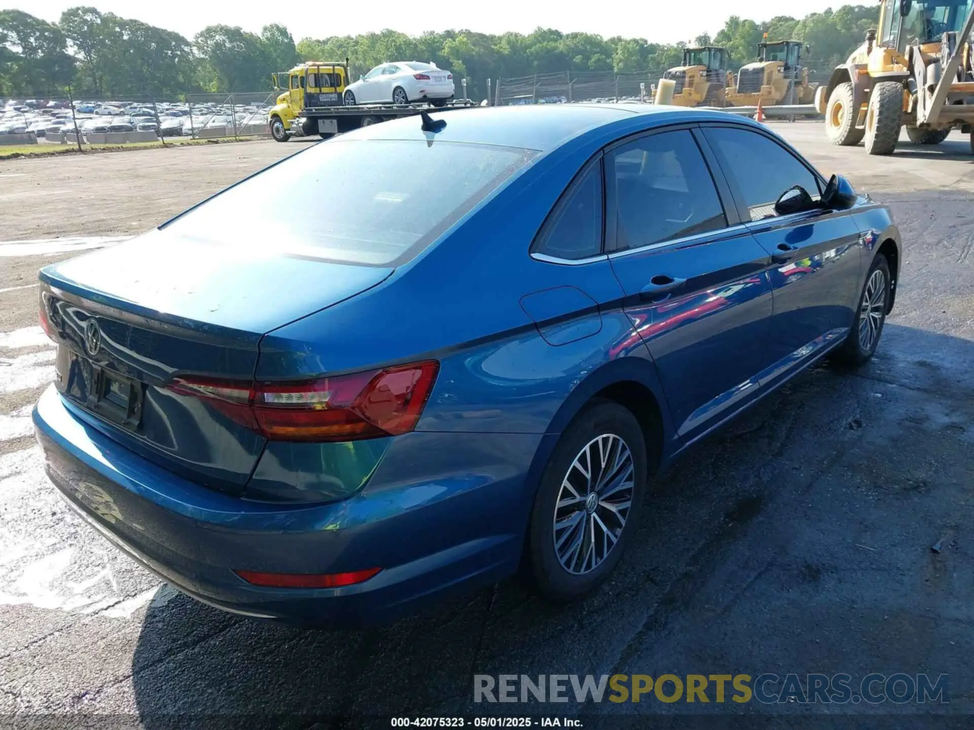 4 Photograph of a damaged car 3VWE57BUXKM151151 VOLKSWAGEN JETTA 2019