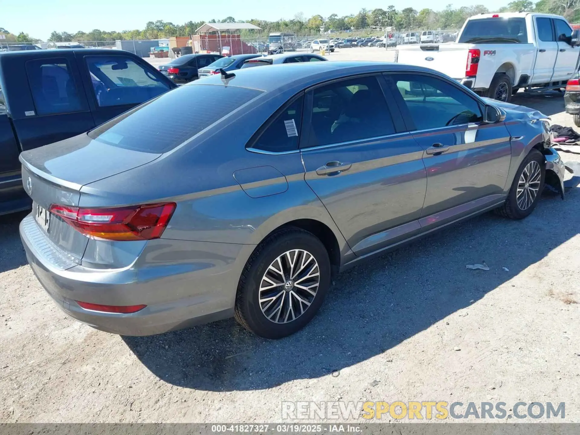 4 Photograph of a damaged car 3VWE57BUXKM242727 VOLKSWAGEN JETTA 2019