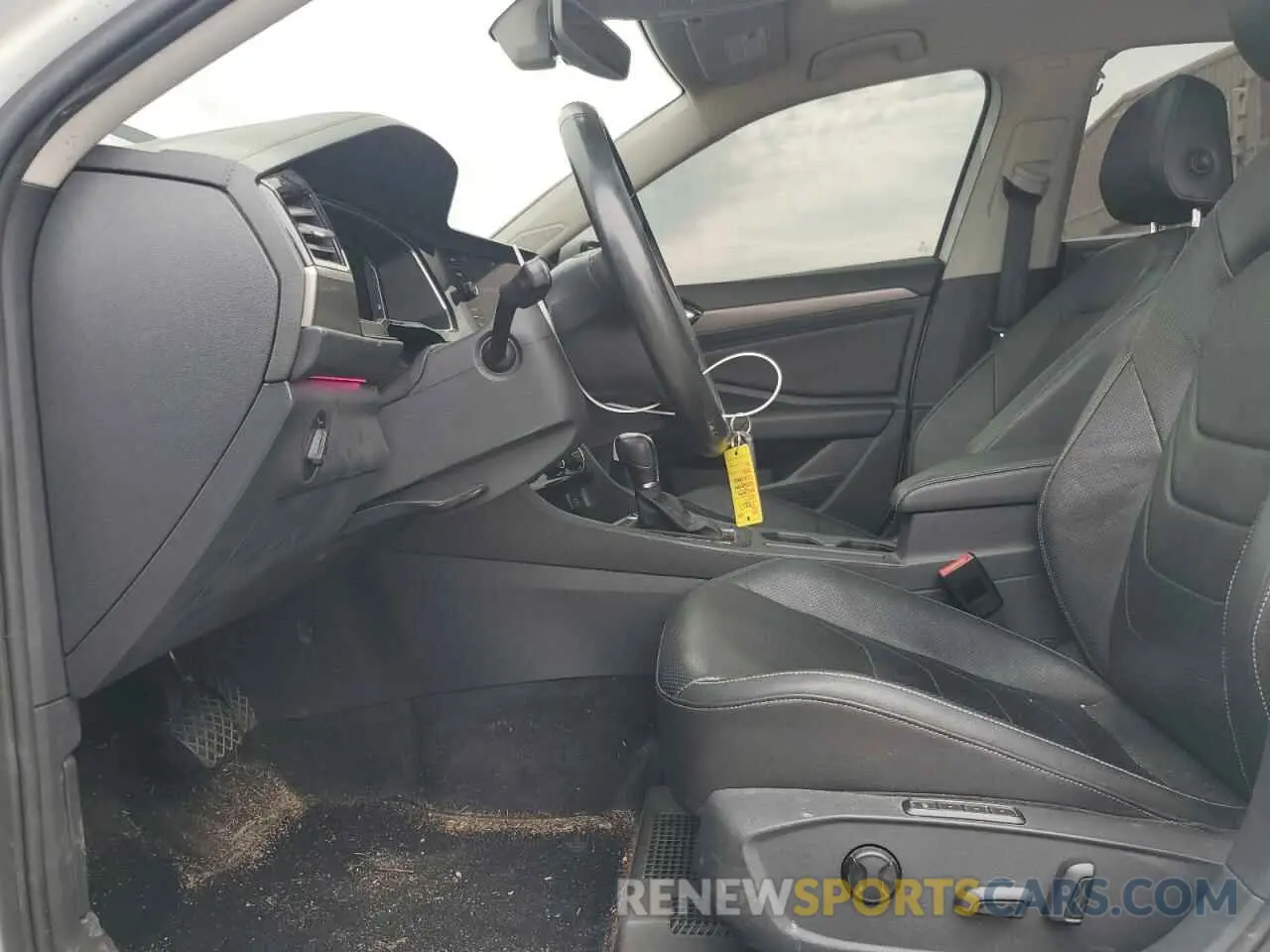 7 Photograph of a damaged car 3VWG57BU1KM102574 VOLKSWAGEN JETTA 2019