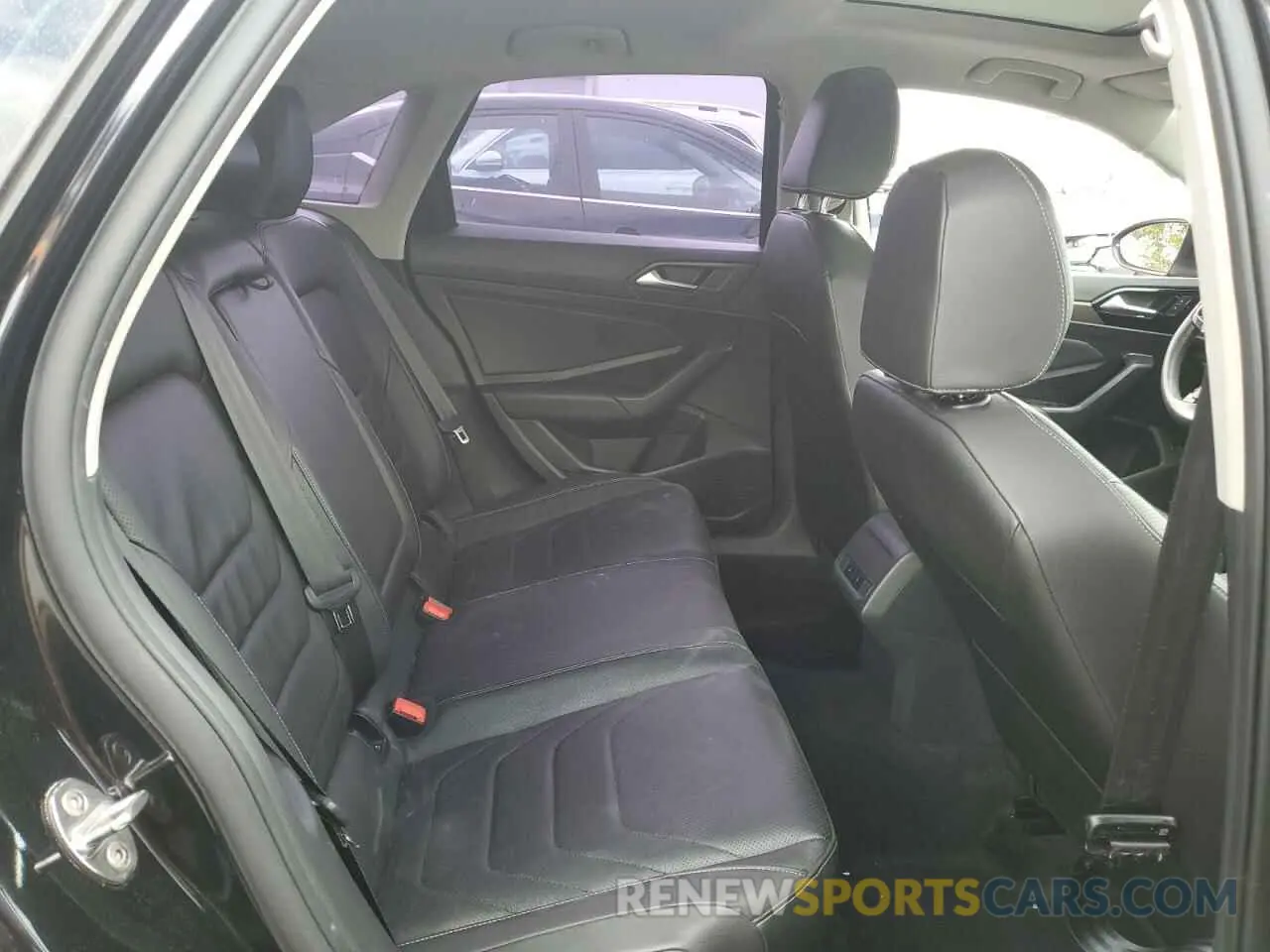 10 Photograph of a damaged car 3VWG57BU7KM228888 VOLKSWAGEN JETTA 2019