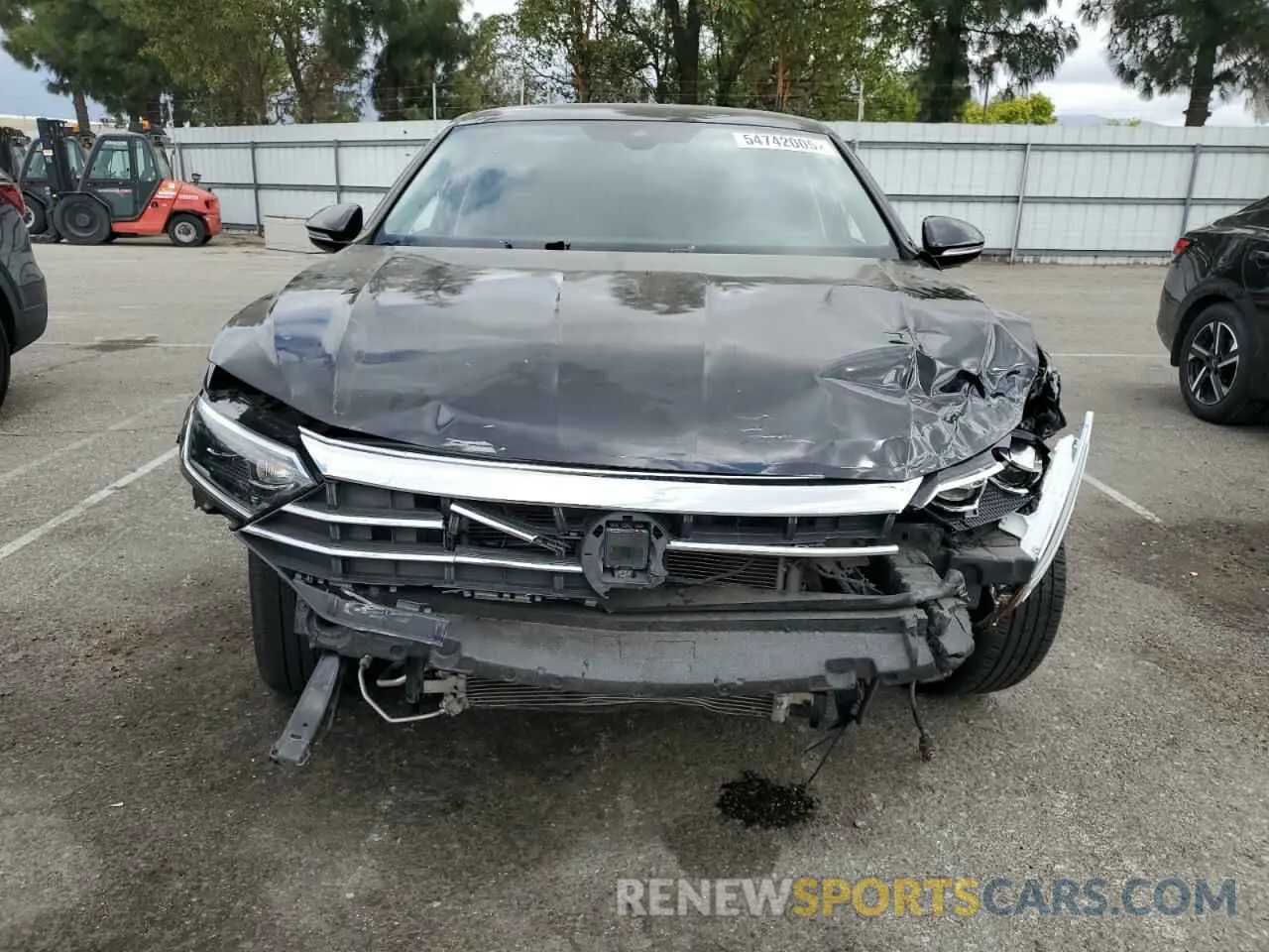 5 Photograph of a damaged car 3VWG57BU7KM228888 VOLKSWAGEN JETTA 2019