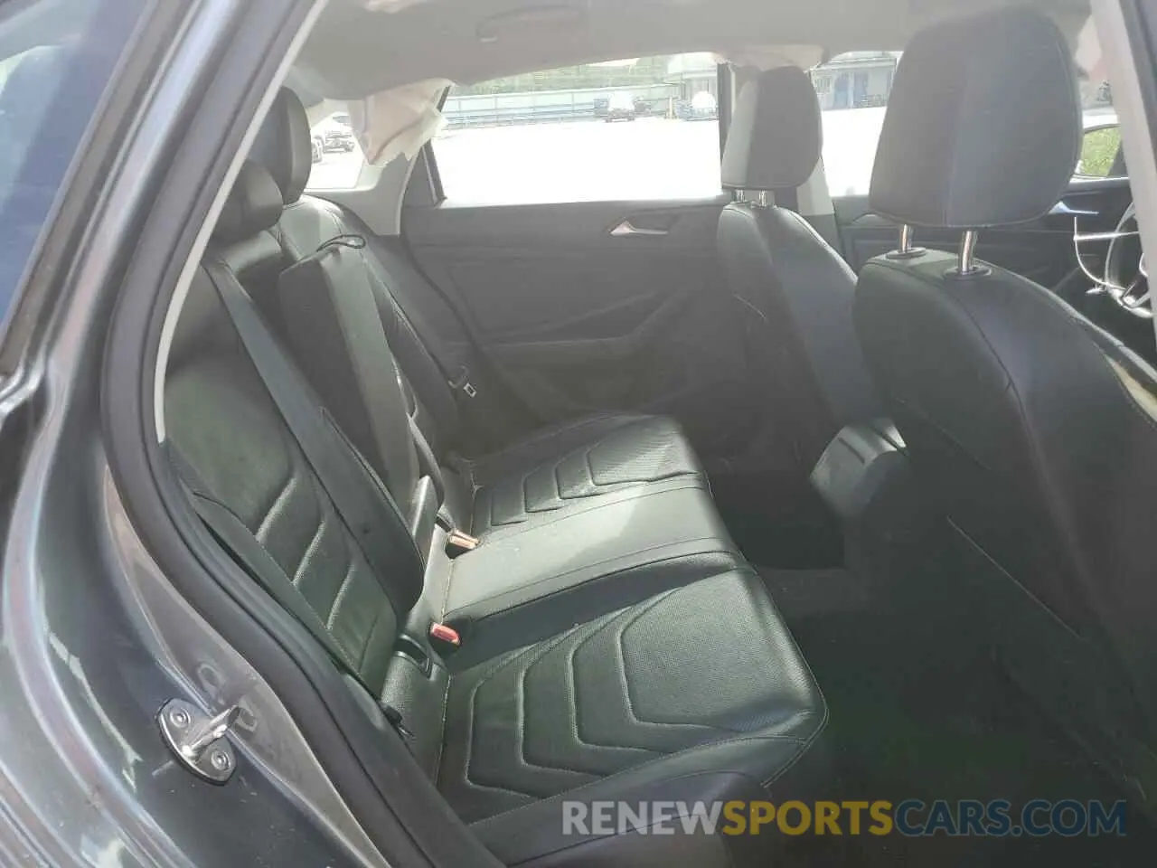 10 Photograph of a damaged car 3VWG57BU8KM085448 VOLKSWAGEN JETTA 2019