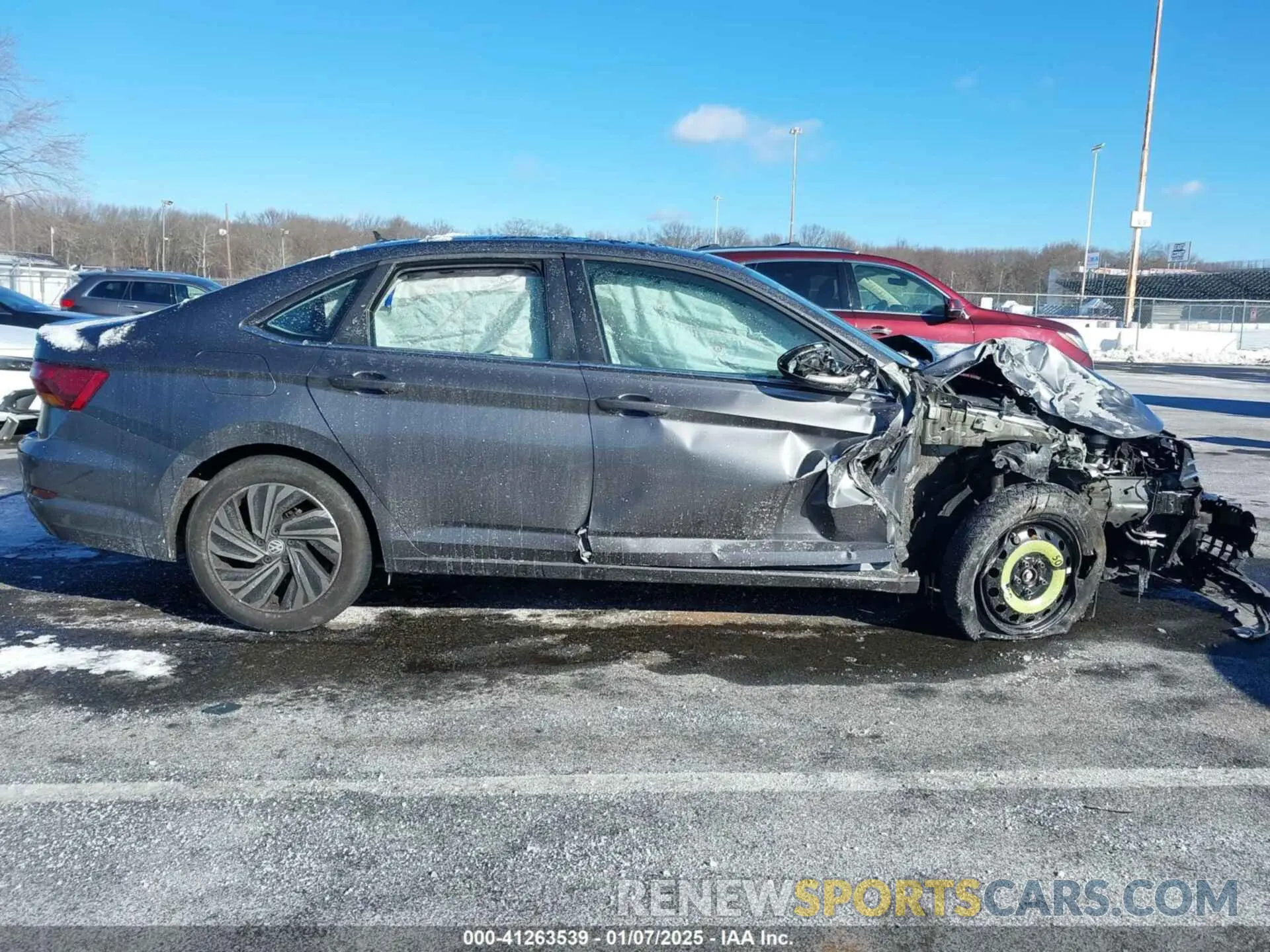 13 Photograph of a damaged car 3VWG57BU9KM068495 VOLKSWAGEN JETTA 2019