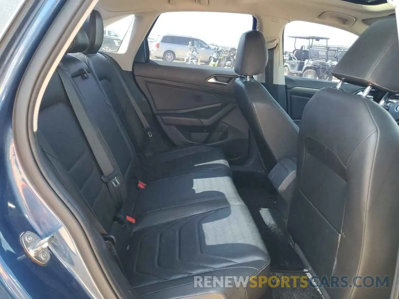10 Photograph of a damaged car 3VWG57BUXKM083944 VOLKSWAGEN JETTA 2019