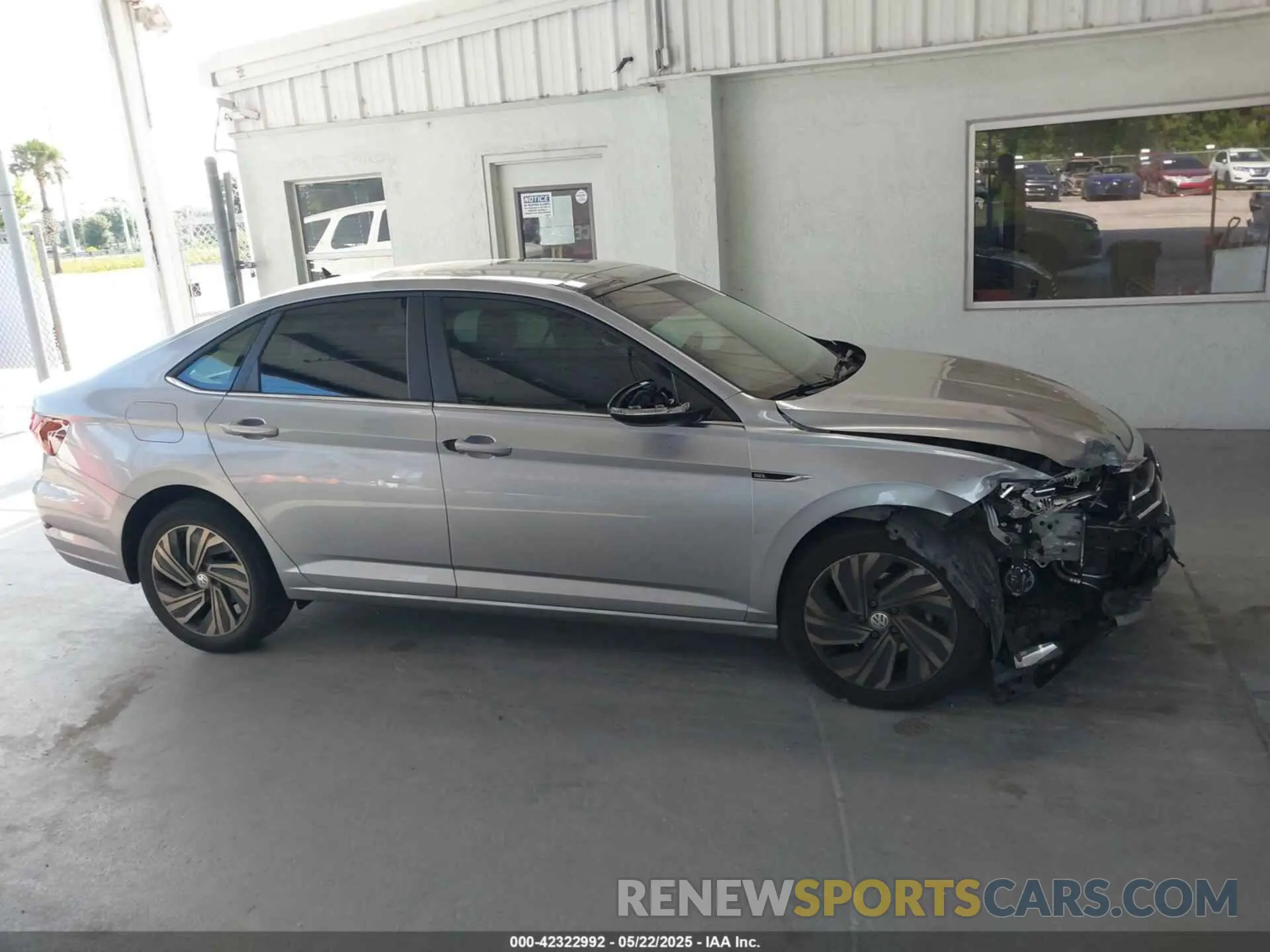 13 Photograph of a damaged car 3VWG57BUXKM219442 VOLKSWAGEN JETTA 2019