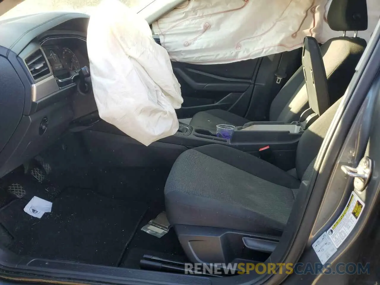 7 Photograph of a damaged car 3VWN57BU0KM030886 VOLKSWAGEN JETTA 2019