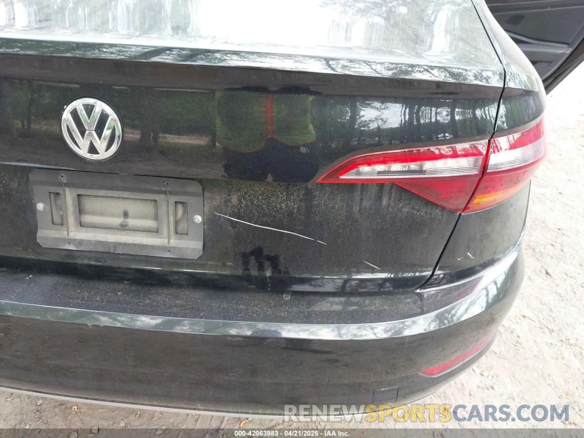 6 Photograph of a damaged car 3VWN57BU1KM050449 VOLKSWAGEN JETTA 2019