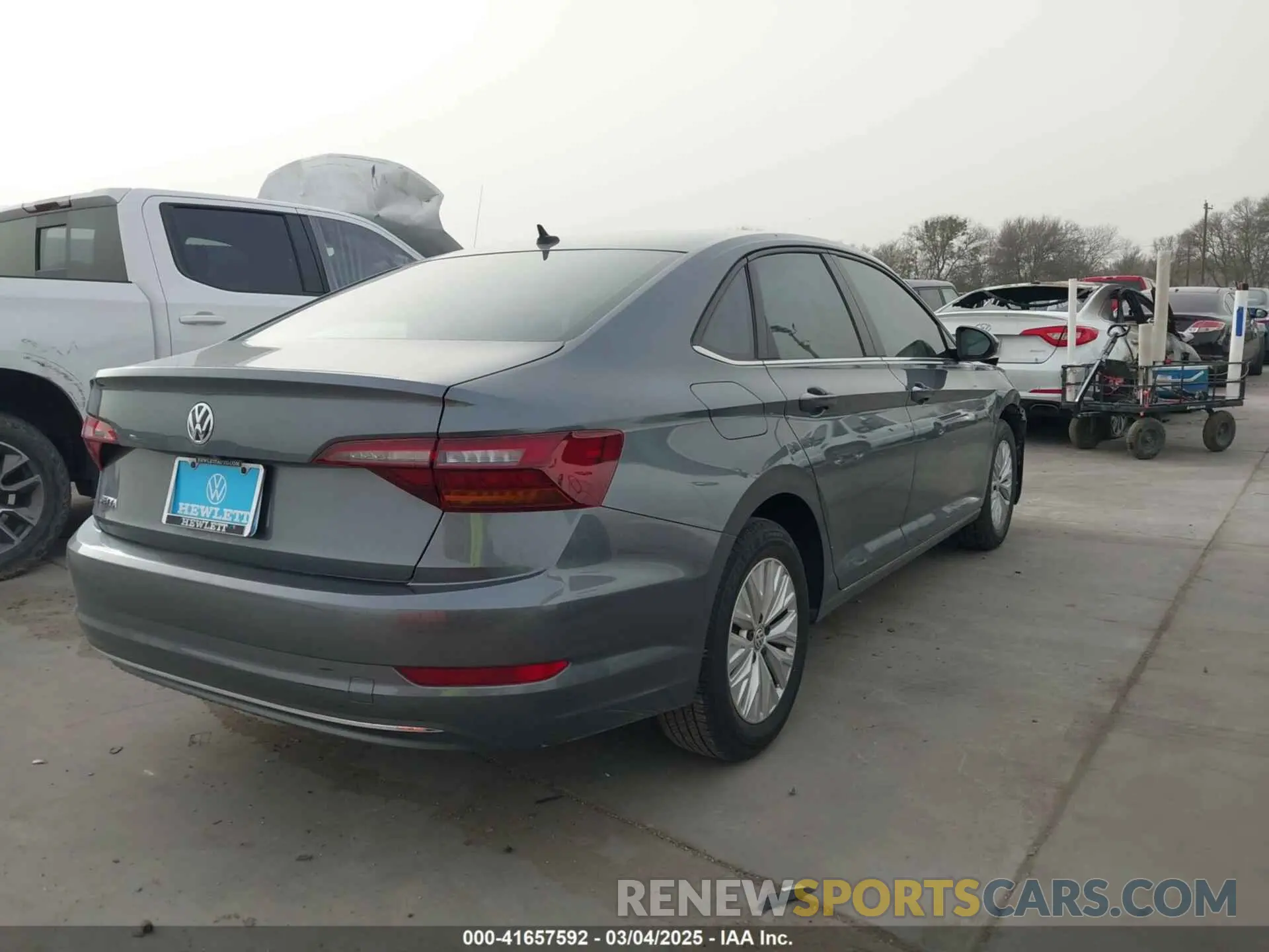 4 Photograph of a damaged car 3VWN57BU1KM259559 VOLKSWAGEN JETTA 2019