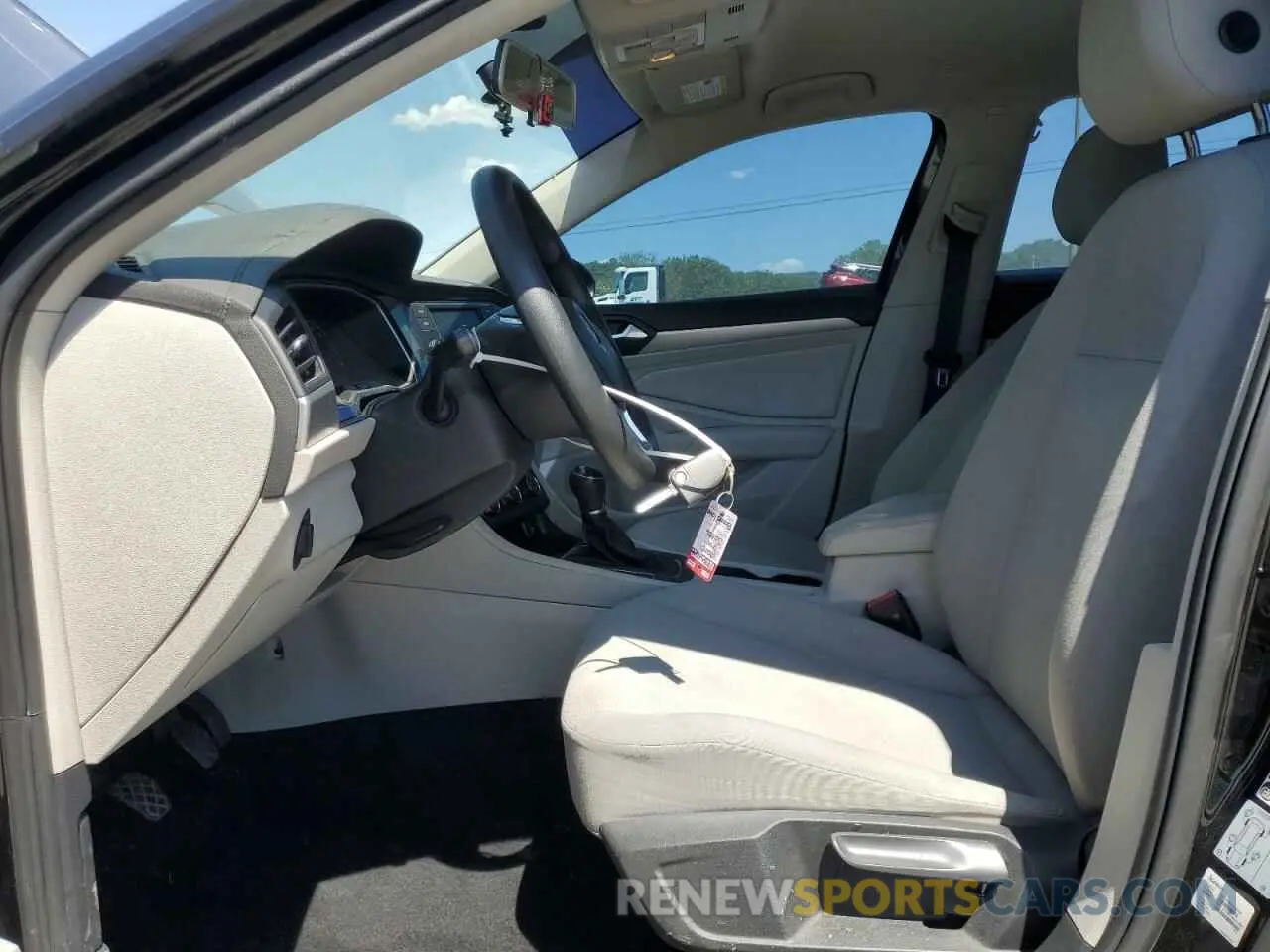 7 Photograph of a damaged car 3VWN57BU3KM242732 VOLKSWAGEN JETTA 2019