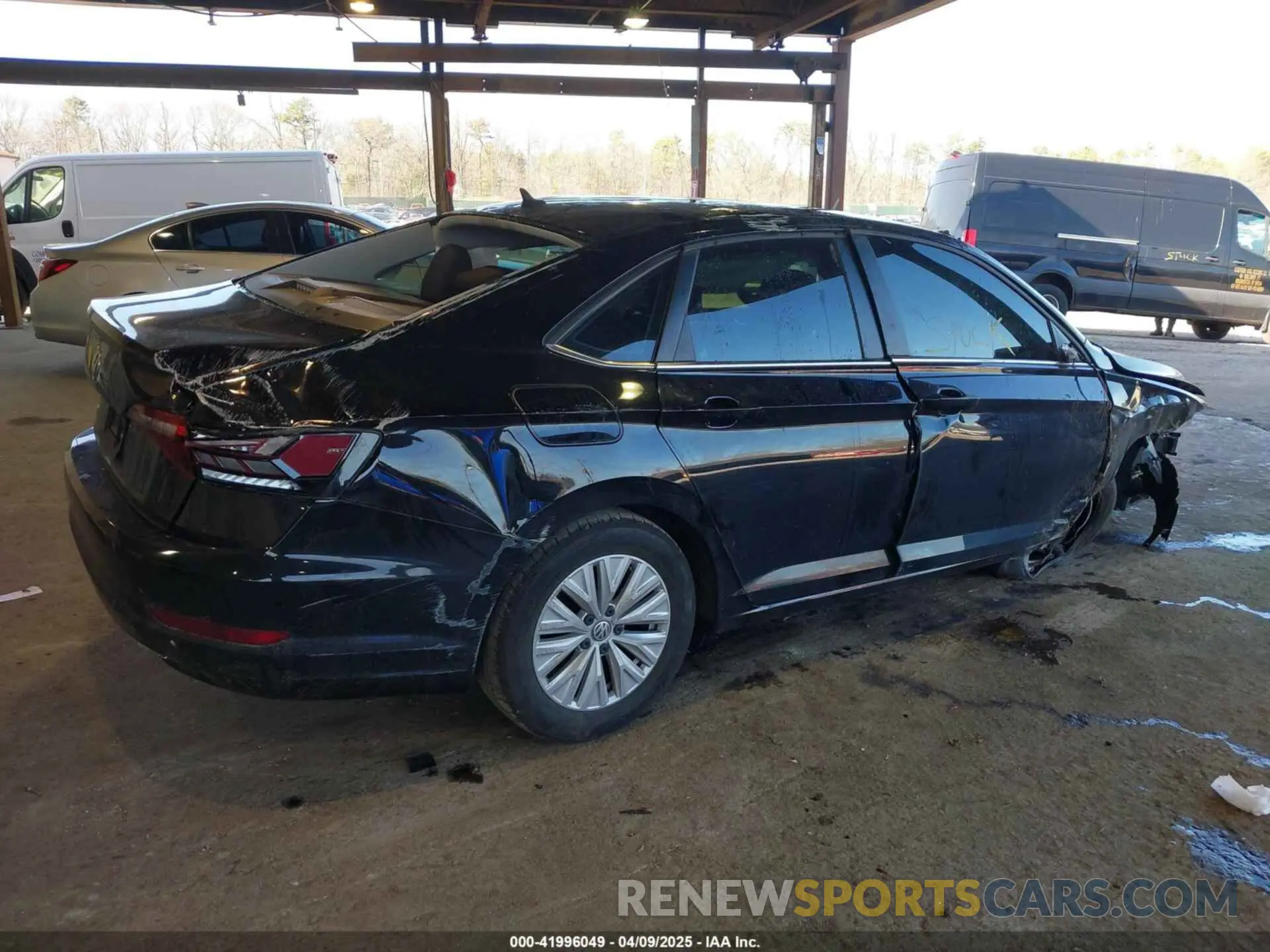 4 Photograph of a damaged car 3VWN57BU6KM097833 VOLKSWAGEN JETTA 2019