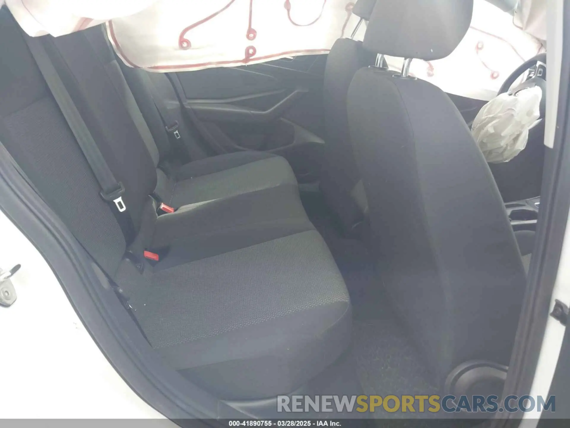 8 Photograph of a damaged car 3VWN57BU6KM114839 VOLKSWAGEN JETTA 2019