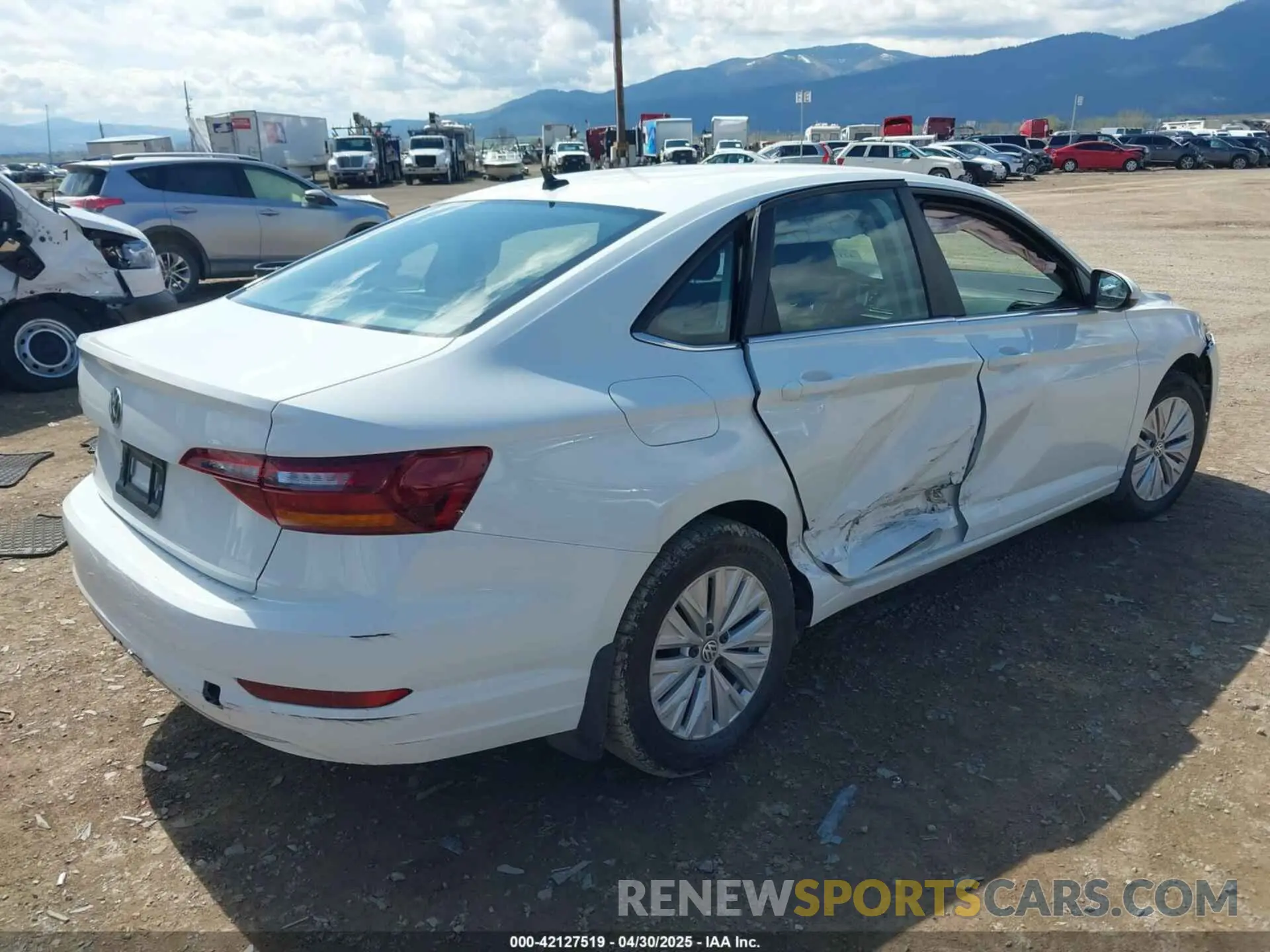 4 Photograph of a damaged car 3VWN57BU6KM238724 VOLKSWAGEN JETTA 2019