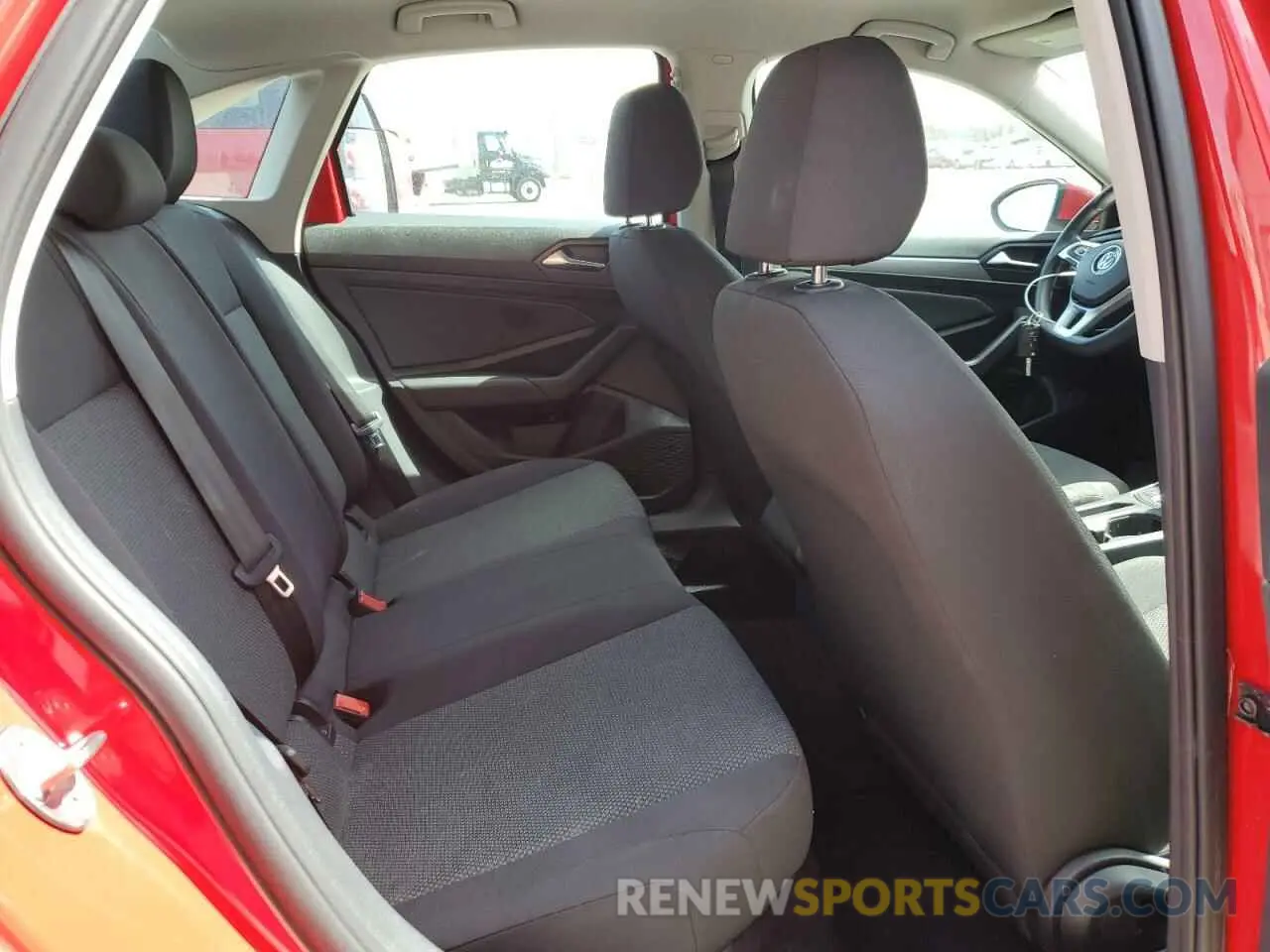 10 Photograph of a damaged car 3VWN57BU9KM244033 VOLKSWAGEN JETTA 2019