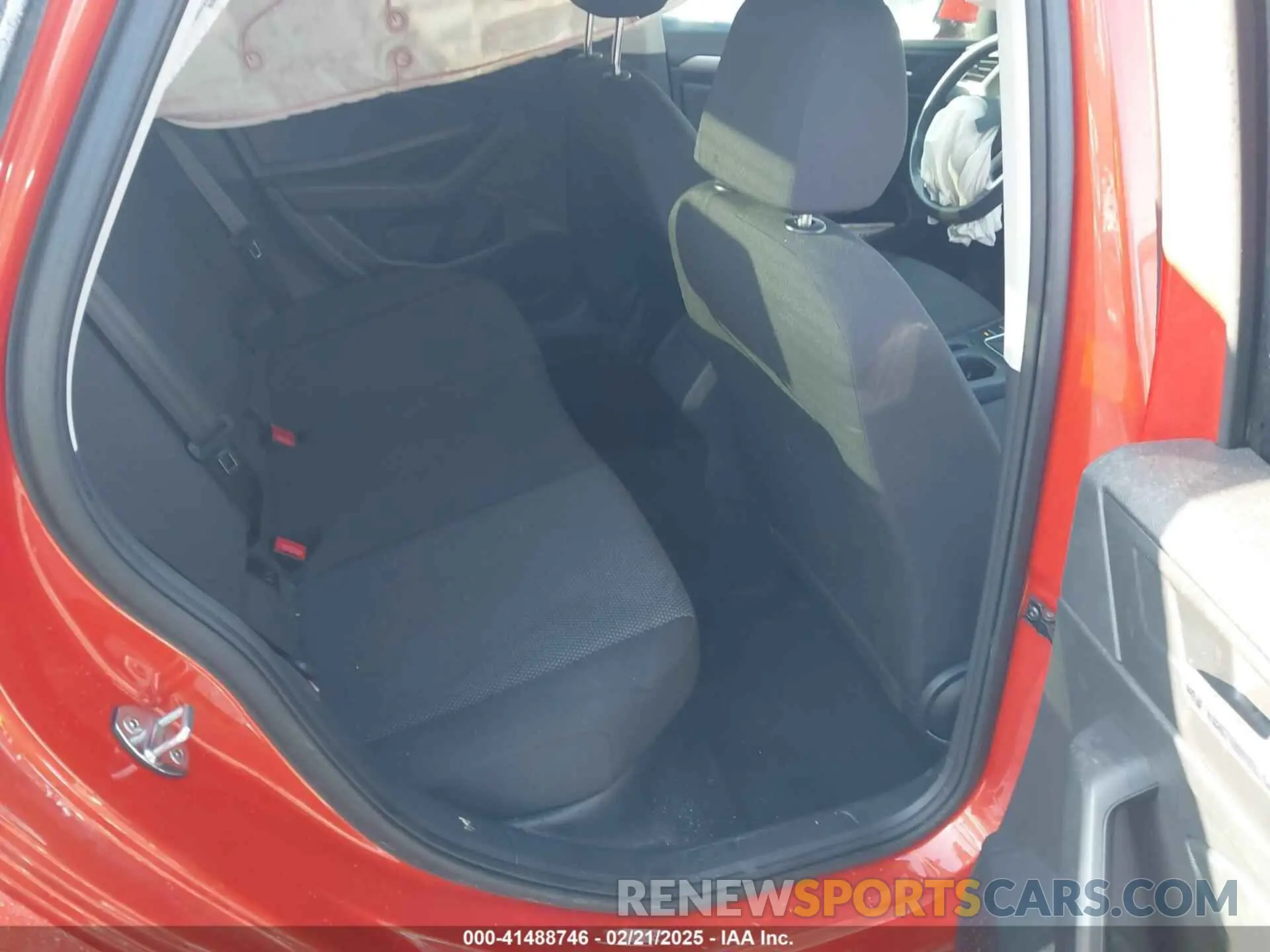 8 Photograph of a damaged car 3VWN57BUXKM236233 VOLKSWAGEN JETTA 2019