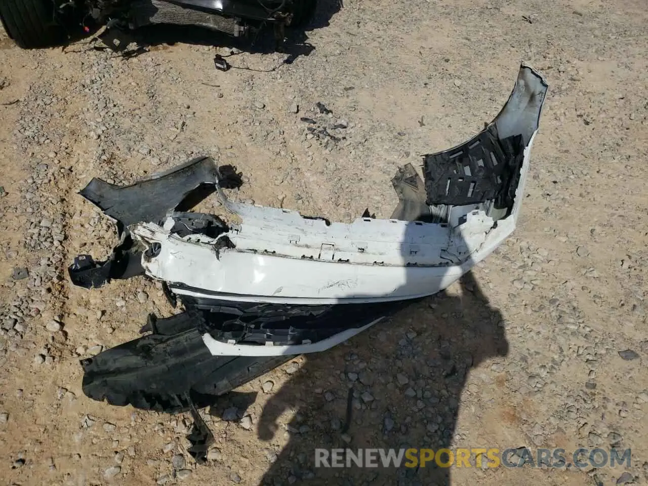 14 Photograph of a damaged car 3VW6T7BU1LM105221 VOLKSWAGEN JETTA 2020