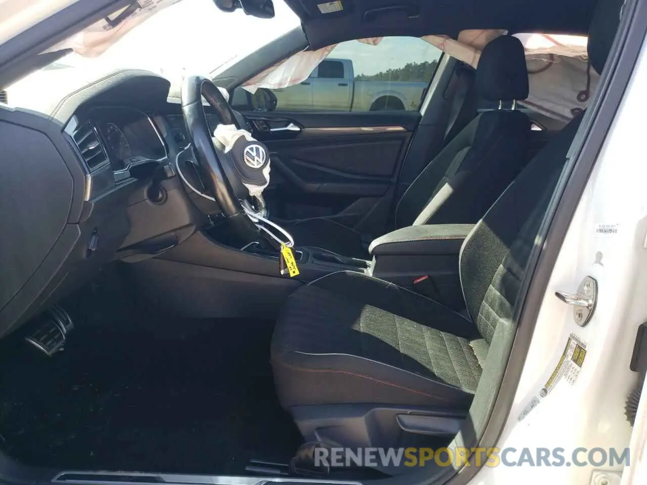 7 Photograph of a damaged car 3VW6T7BU1LM105221 VOLKSWAGEN JETTA 2020