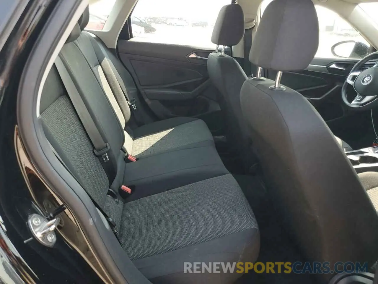 10 Photograph of a damaged car 3VWC57BU0LM082138 VOLKSWAGEN JETTA 2020