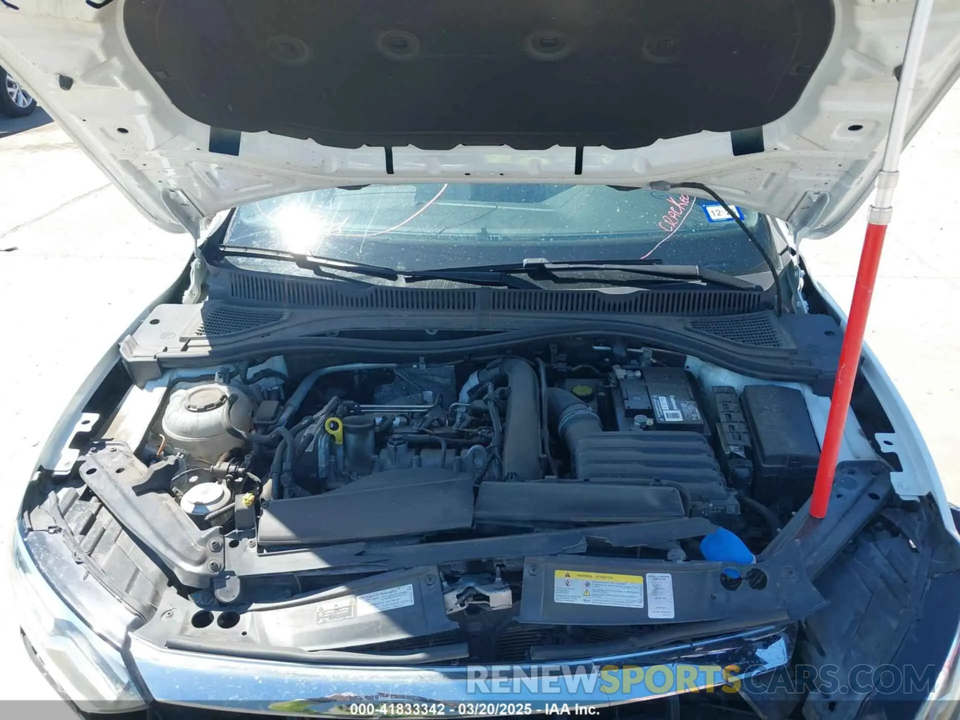 10 Photograph of a damaged car 3VWC57BU0LM085847 VOLKSWAGEN JETTA 2020