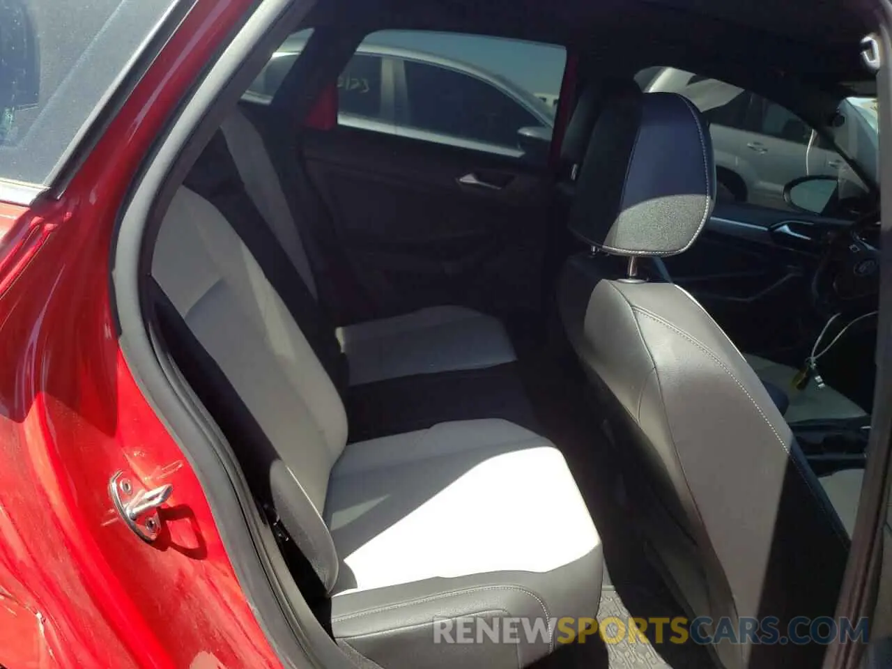 10 Photograph of a damaged car 3VWC57BU0LM089056 VOLKSWAGEN JETTA 2020