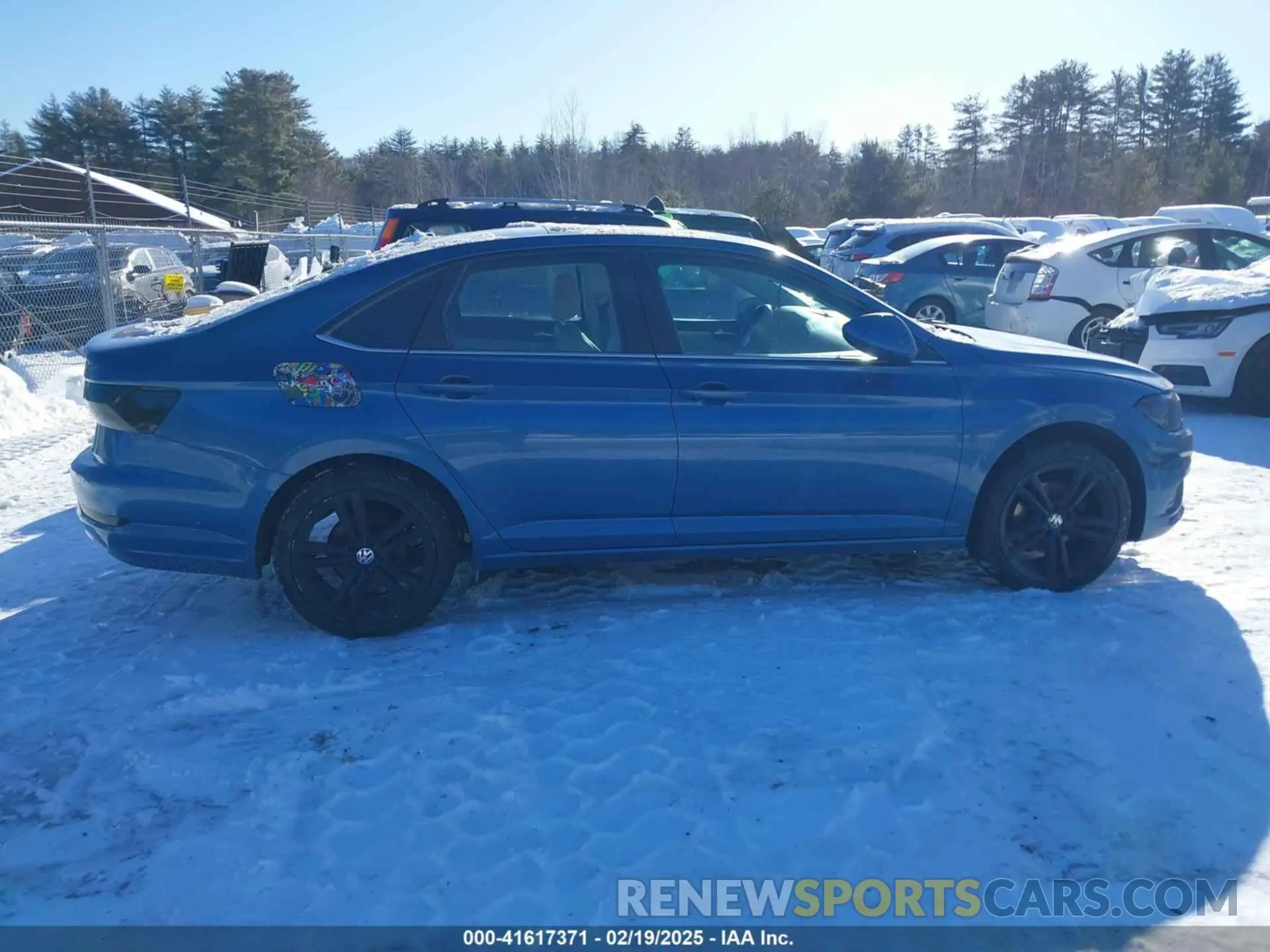 13 Photograph of a damaged car 3VWC57BU0LM090689 VOLKSWAGEN JETTA 2020