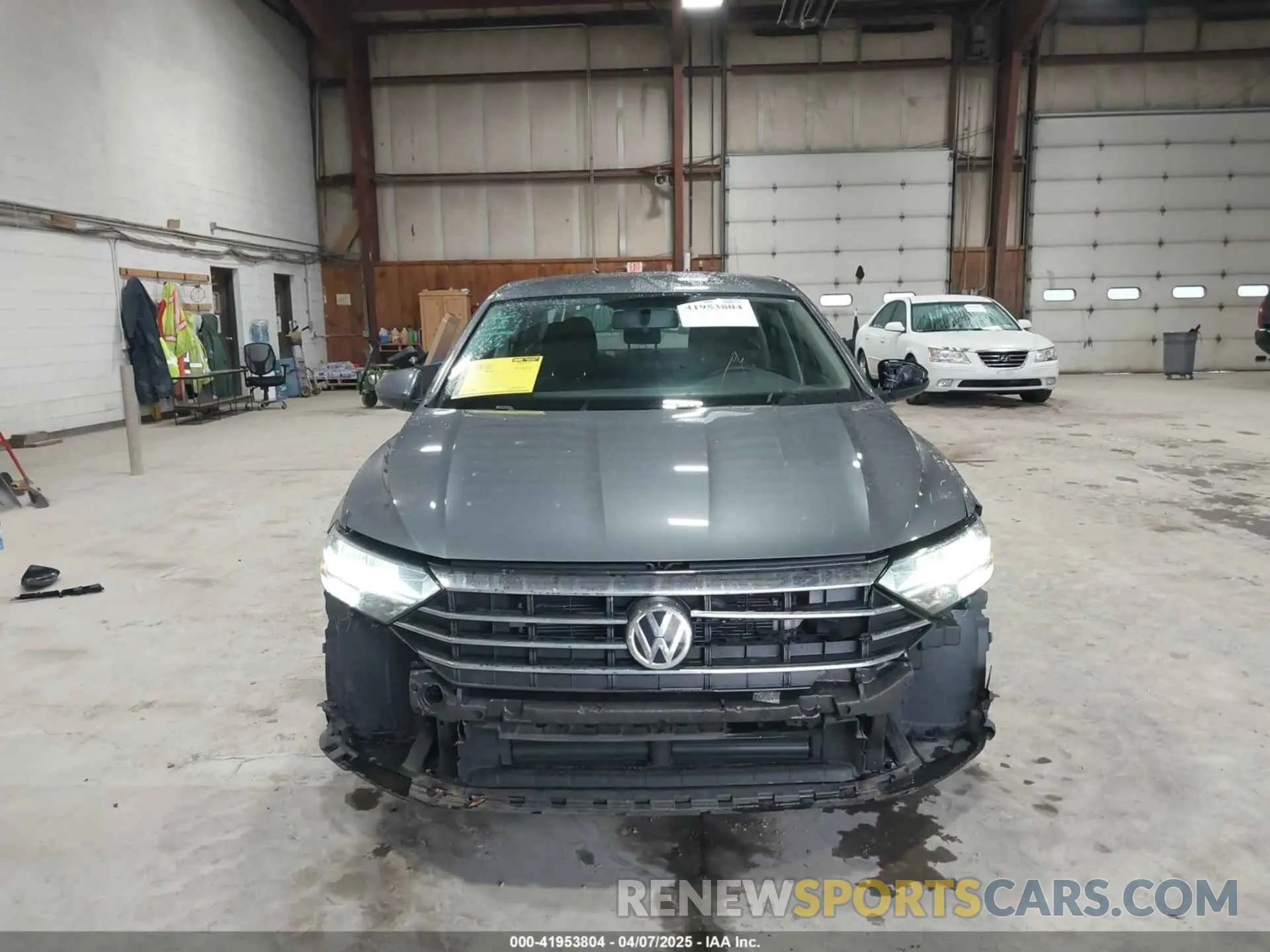 12 Photograph of a damaged car 3VWC57BU1LM081077 VOLKSWAGEN JETTA 2020