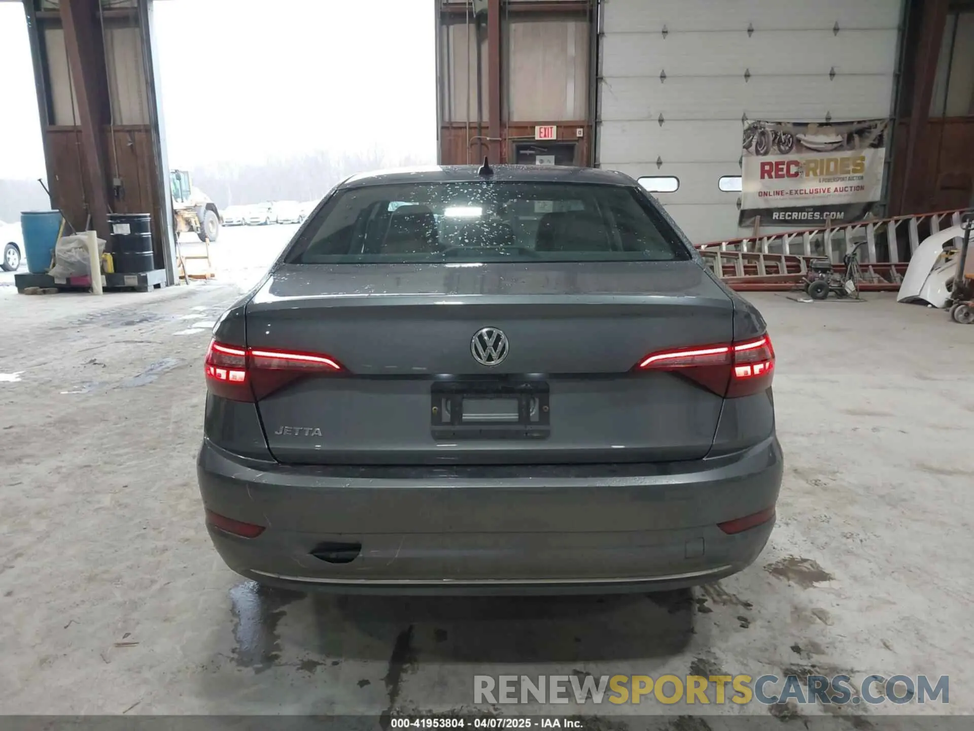 16 Photograph of a damaged car 3VWC57BU1LM081077 VOLKSWAGEN JETTA 2020