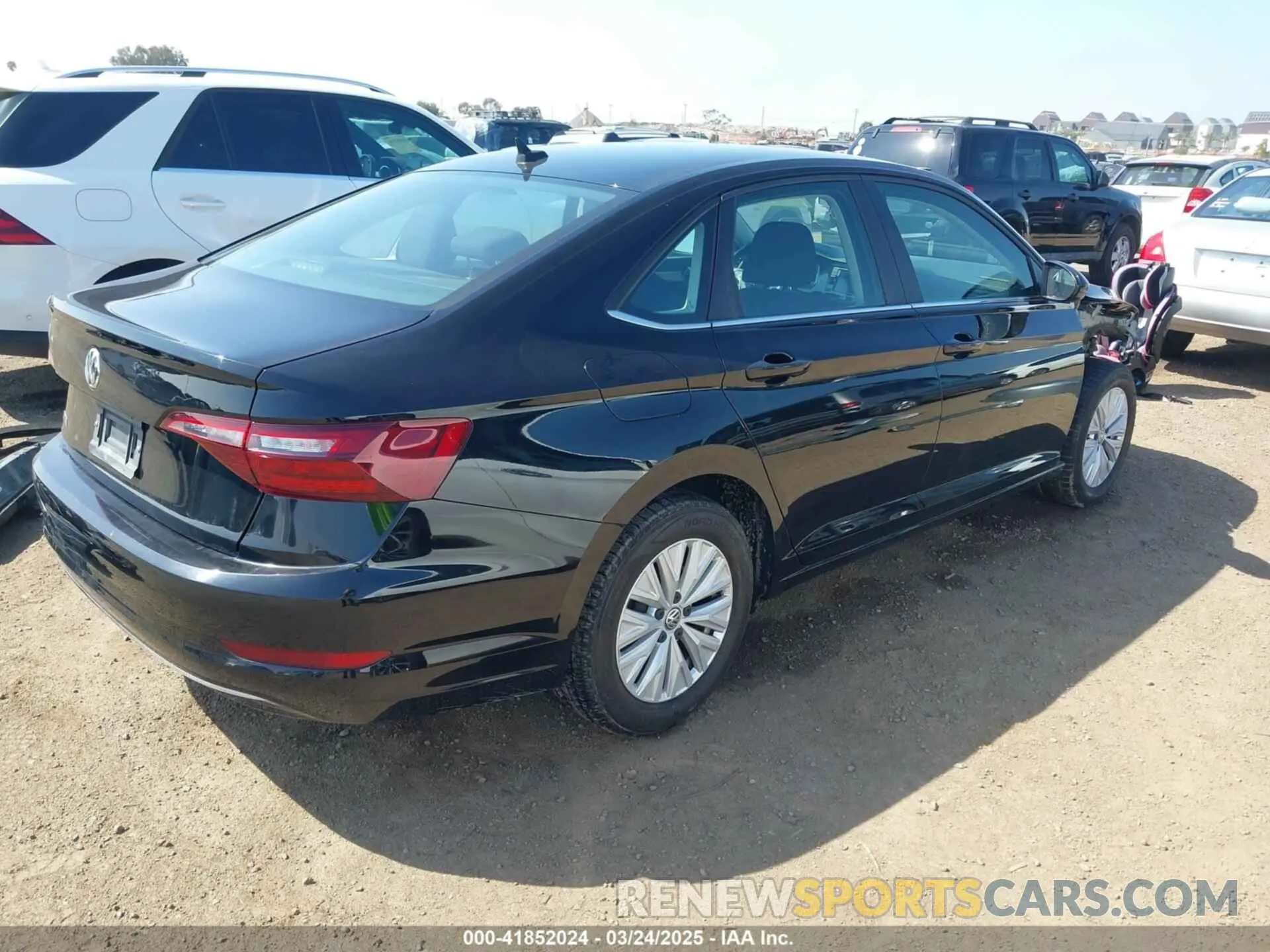 4 Photograph of a damaged car 3VWC57BU1LM083539 VOLKSWAGEN JETTA 2020
