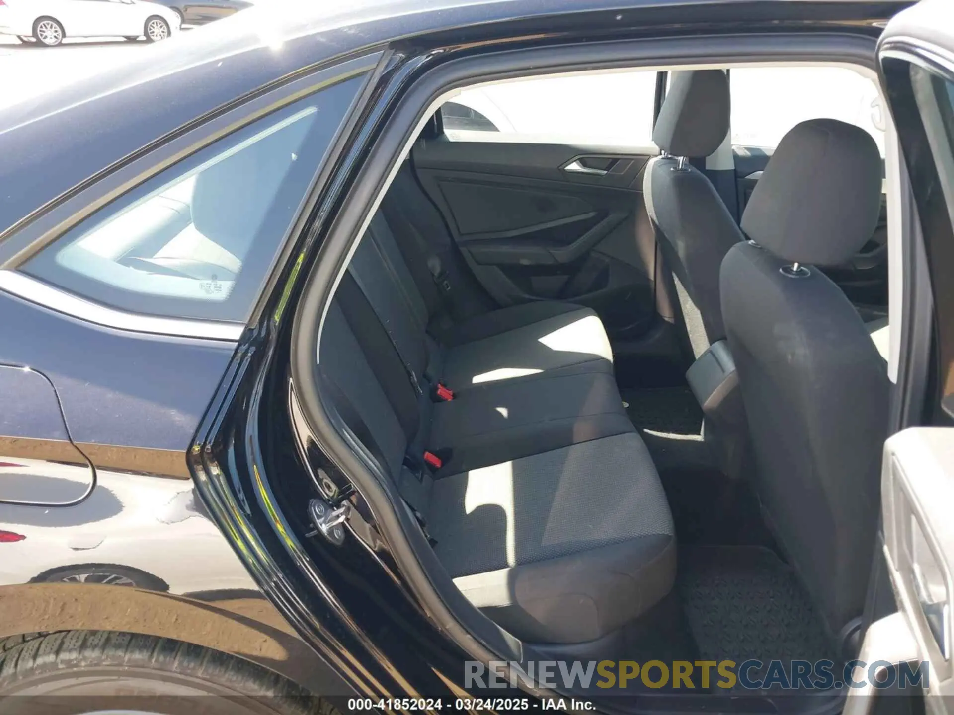 8 Photograph of a damaged car 3VWC57BU1LM083539 VOLKSWAGEN JETTA 2020