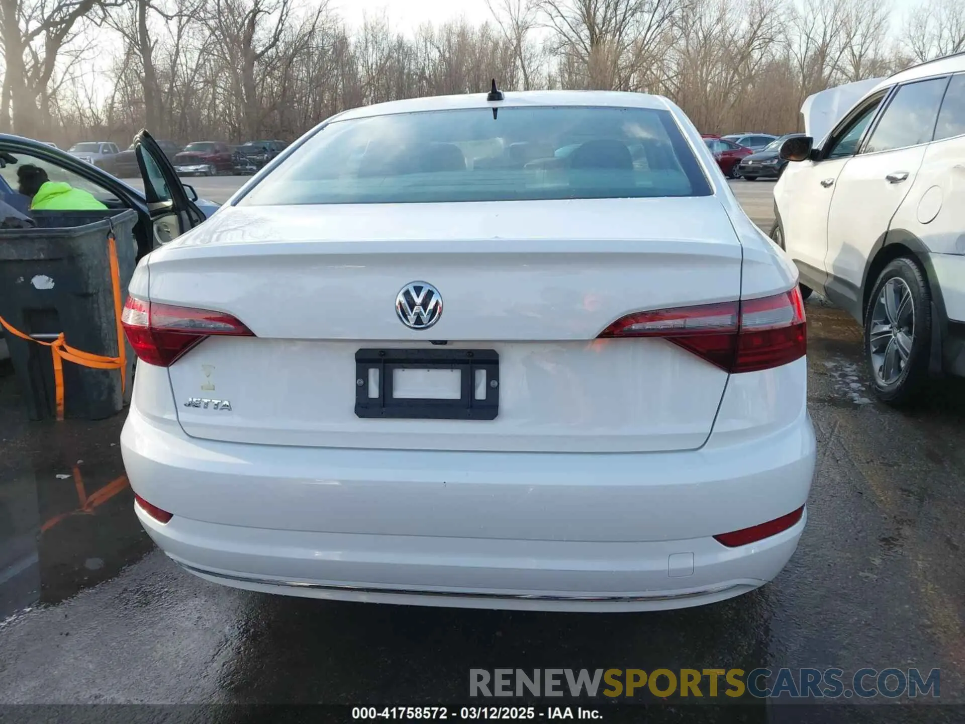 16 Photograph of a damaged car 3VWC57BU1LM104373 VOLKSWAGEN JETTA 2020