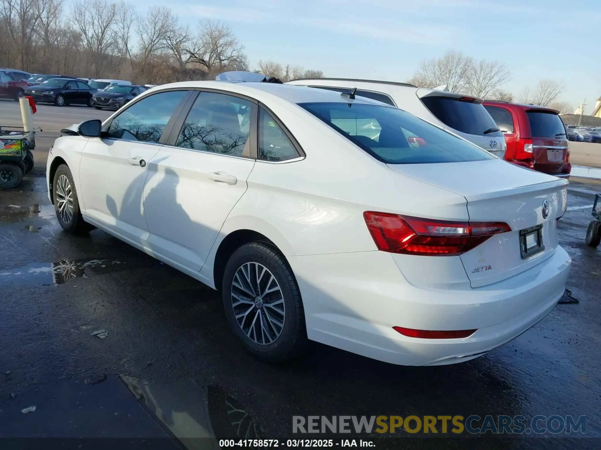 3 Photograph of a damaged car 3VWC57BU1LM104373 VOLKSWAGEN JETTA 2020