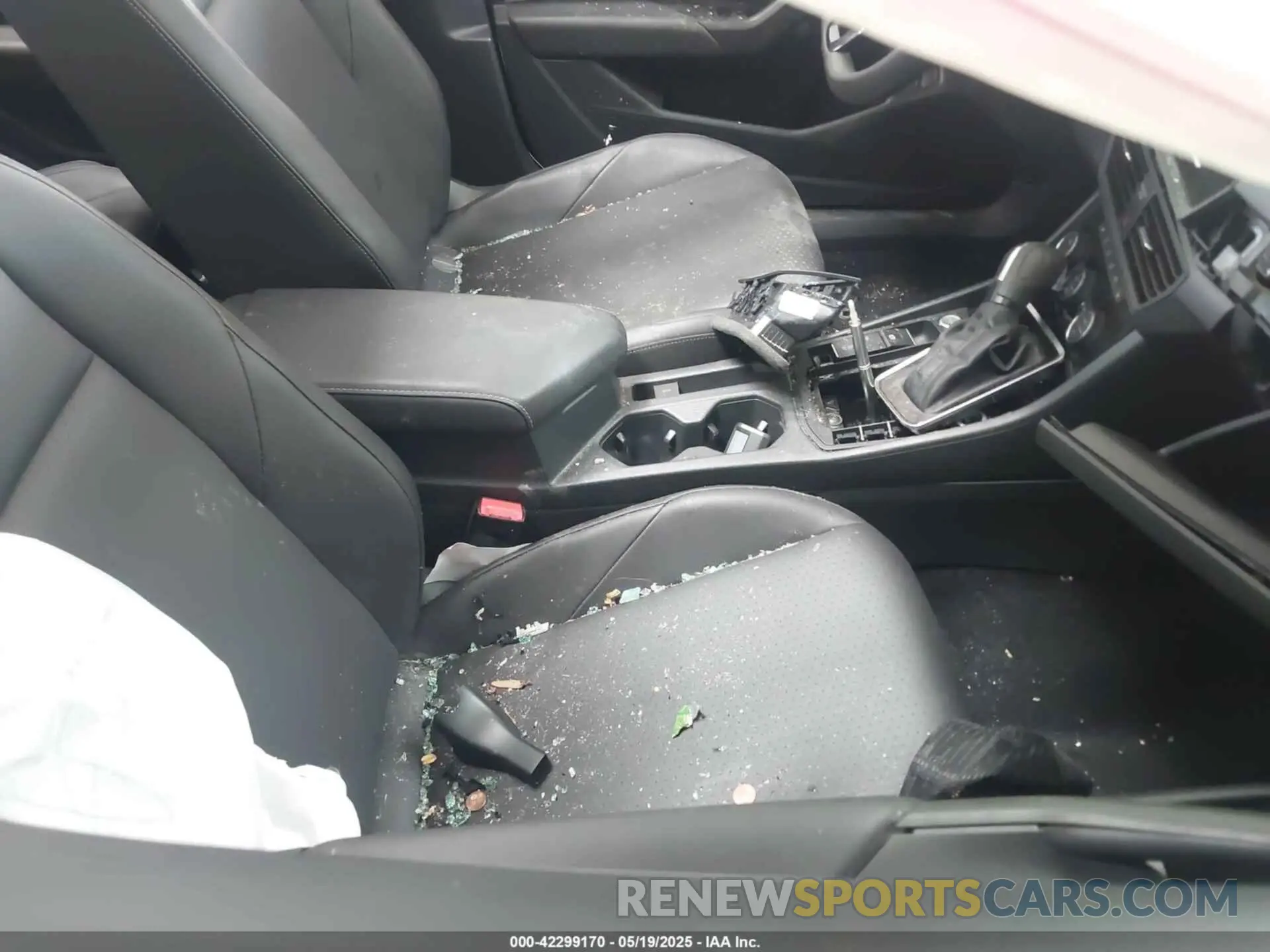 5 Photograph of a damaged car 3VWC57BU2LM083601 VOLKSWAGEN JETTA 2020