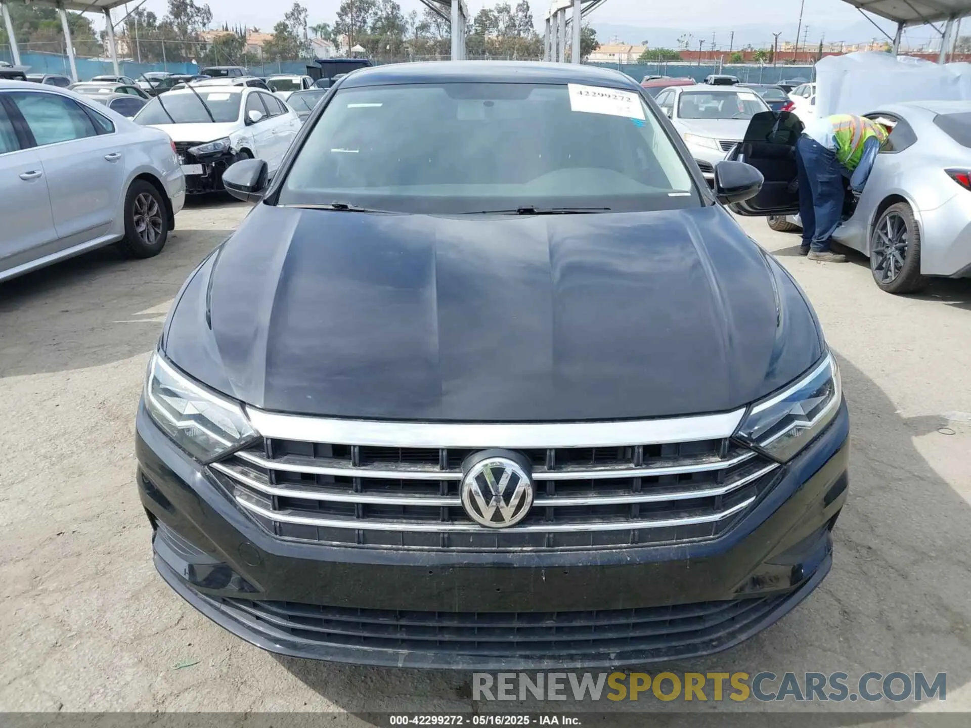 12 Photograph of a damaged car 3VWC57BU2LM086319 VOLKSWAGEN JETTA 2020