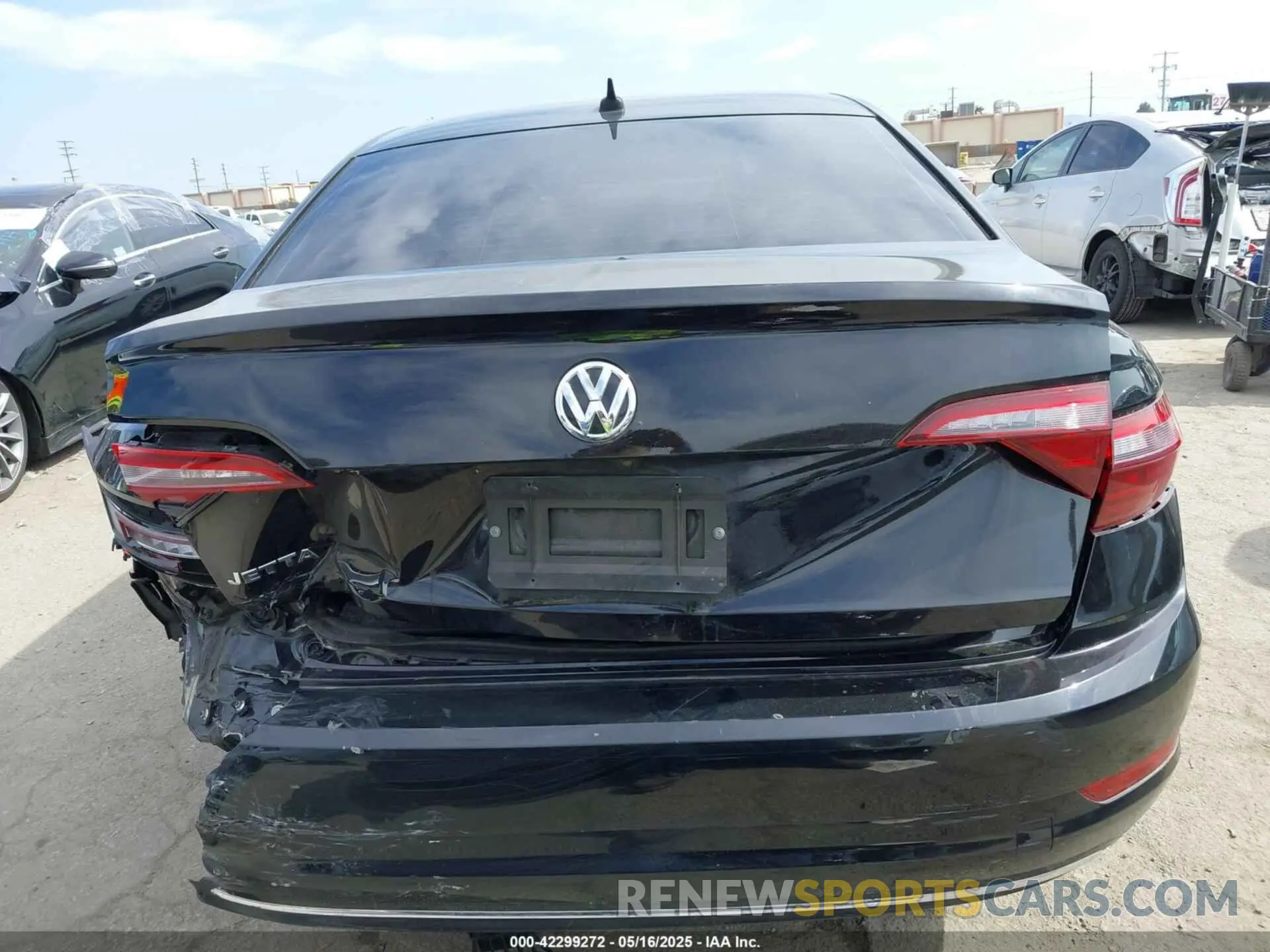 16 Photograph of a damaged car 3VWC57BU2LM086319 VOLKSWAGEN JETTA 2020