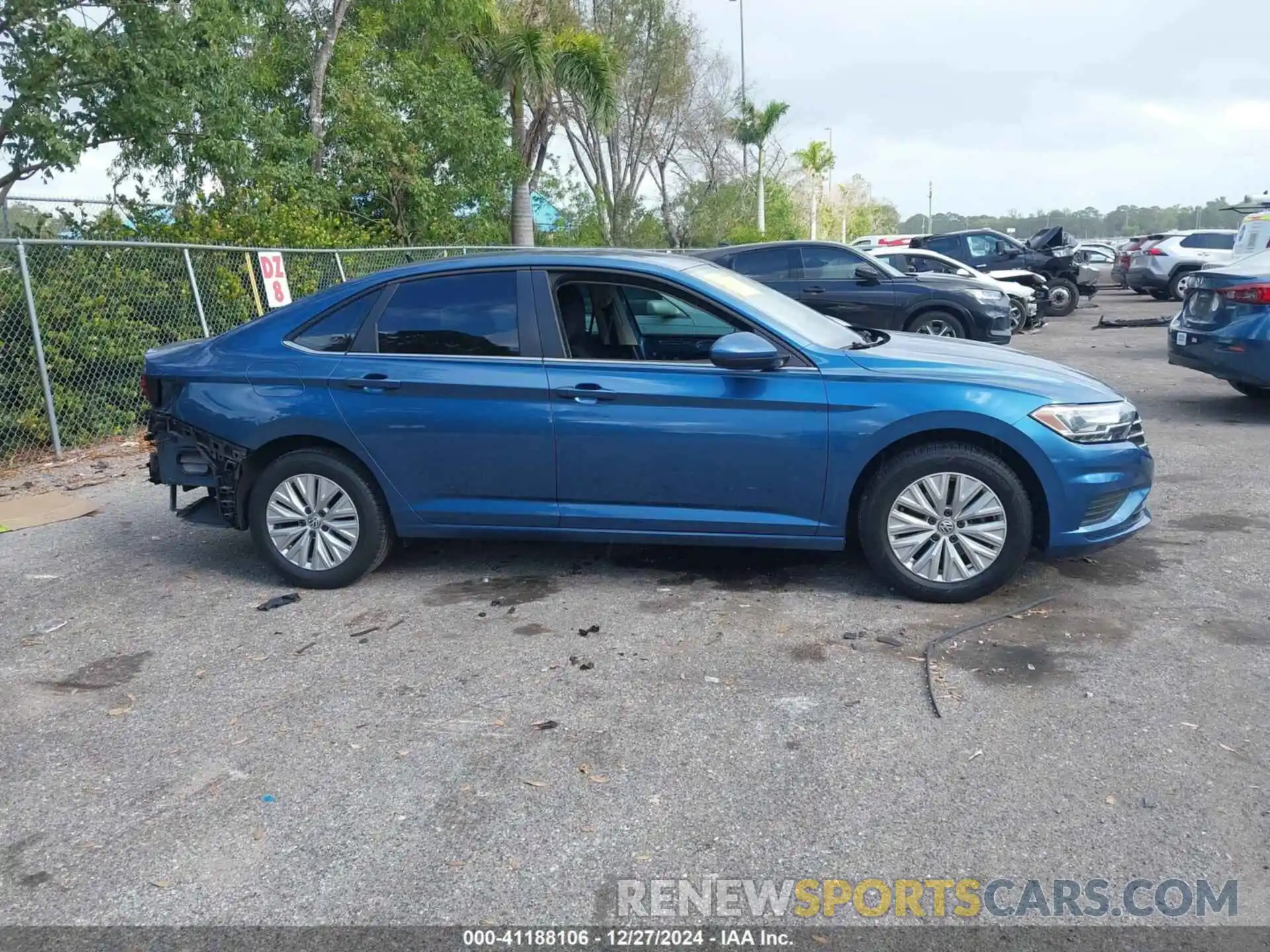 13 Photograph of a damaged car 3VWC57BU3LM106027 VOLKSWAGEN JETTA 2020