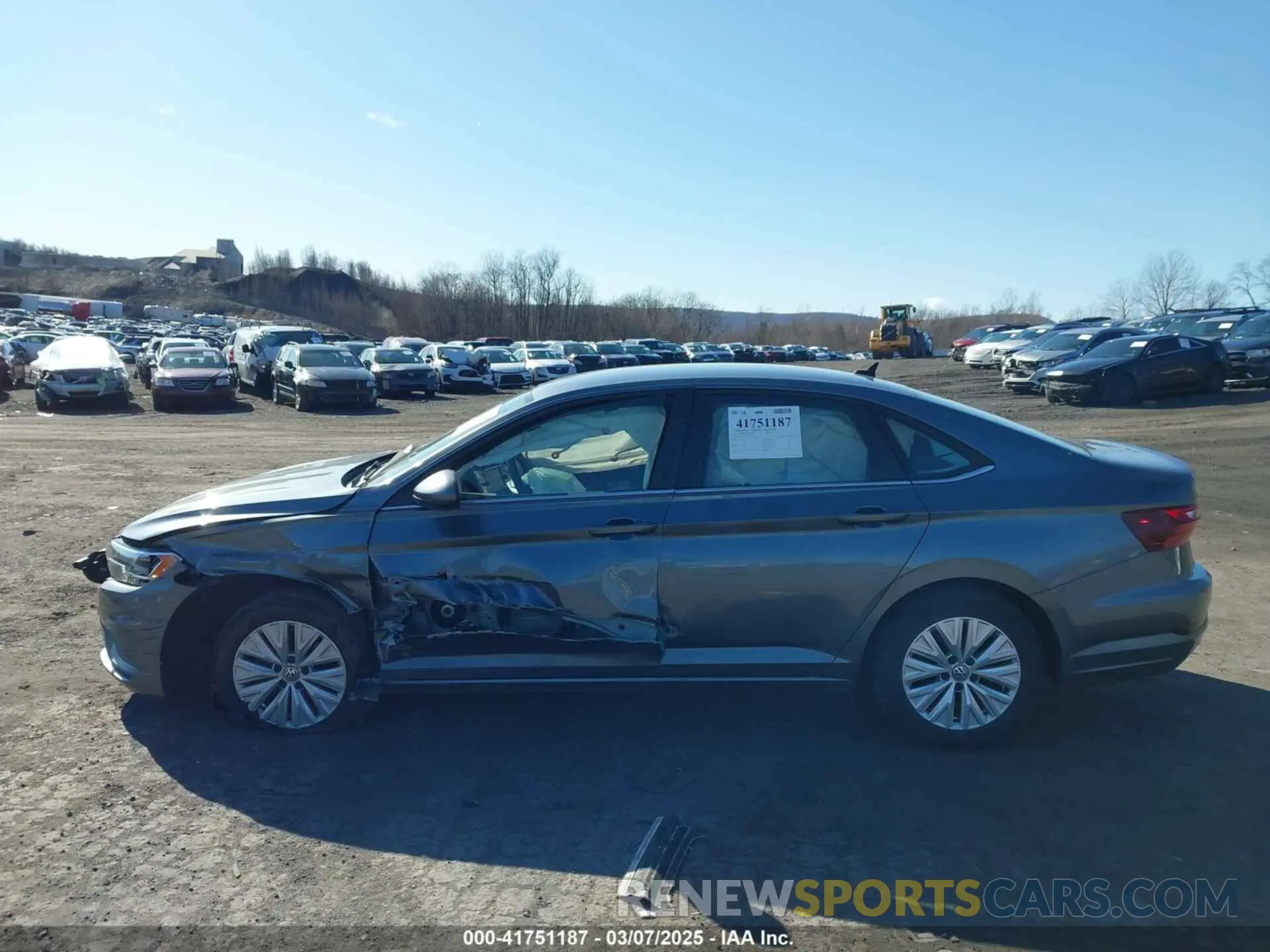 14 Photograph of a damaged car 3VWC57BU4LM091554 VOLKSWAGEN JETTA 2020